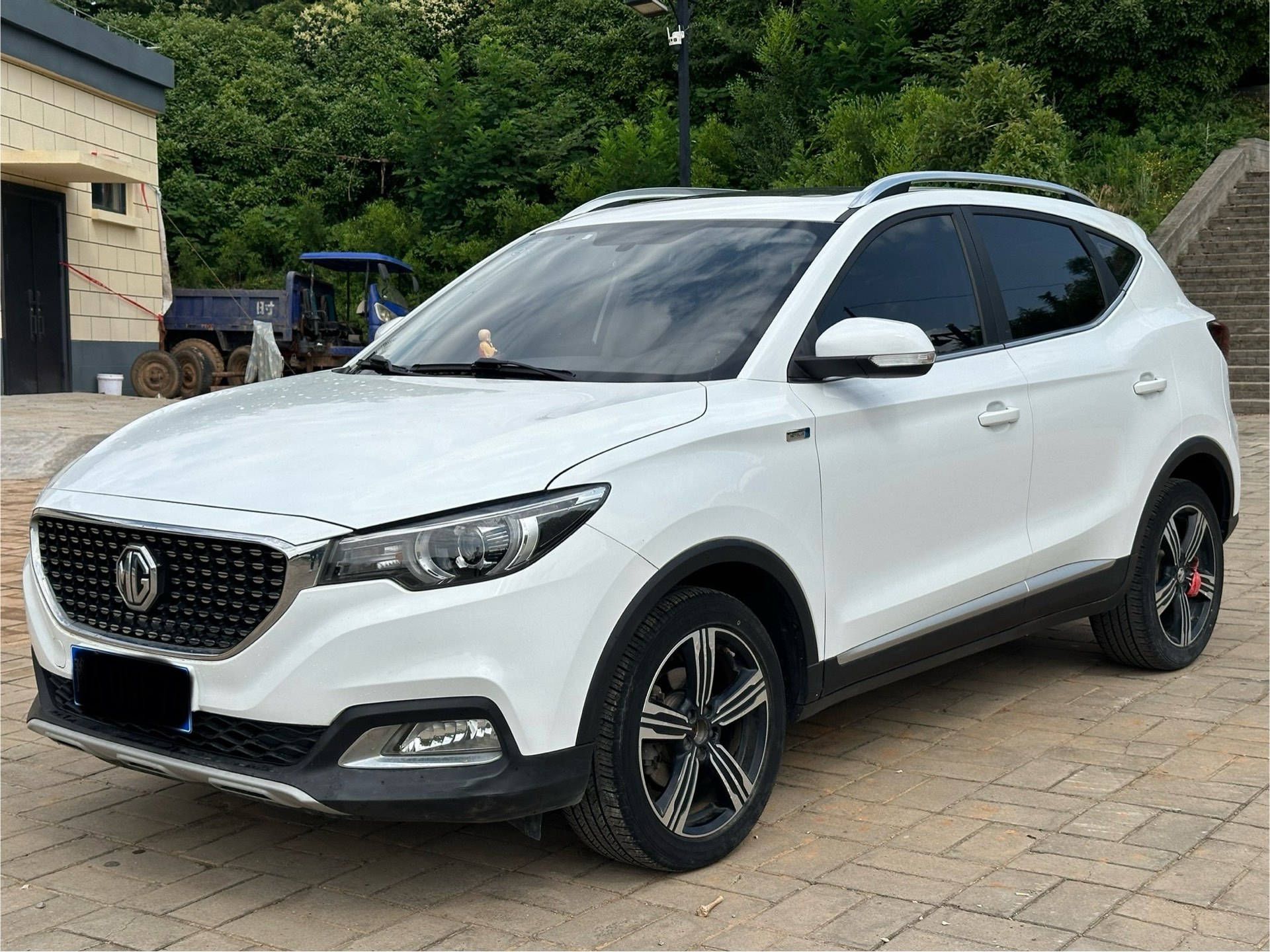 MG ZS 2019 MG ZS 2019 car image