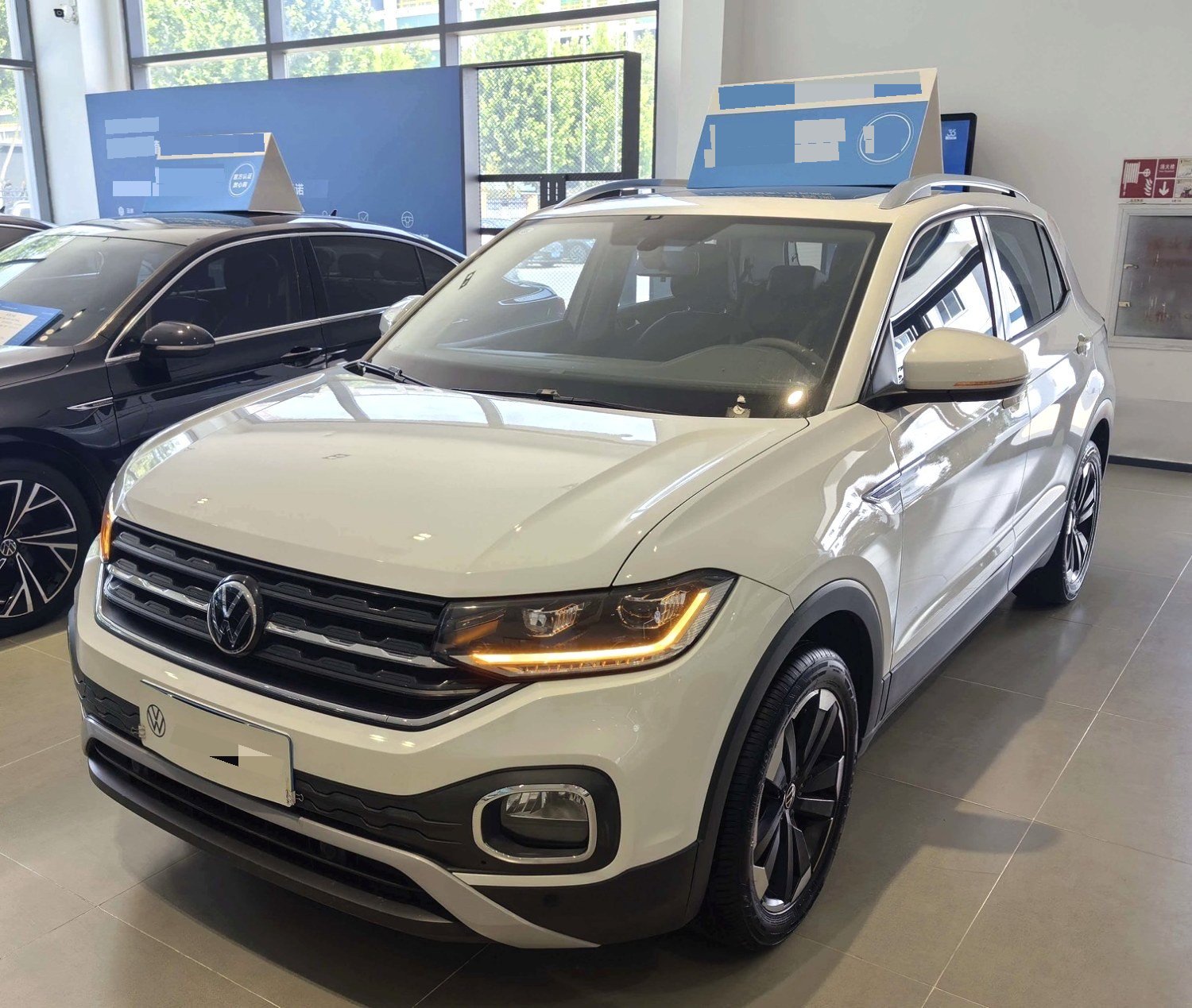2024 2024 imagen de coche
