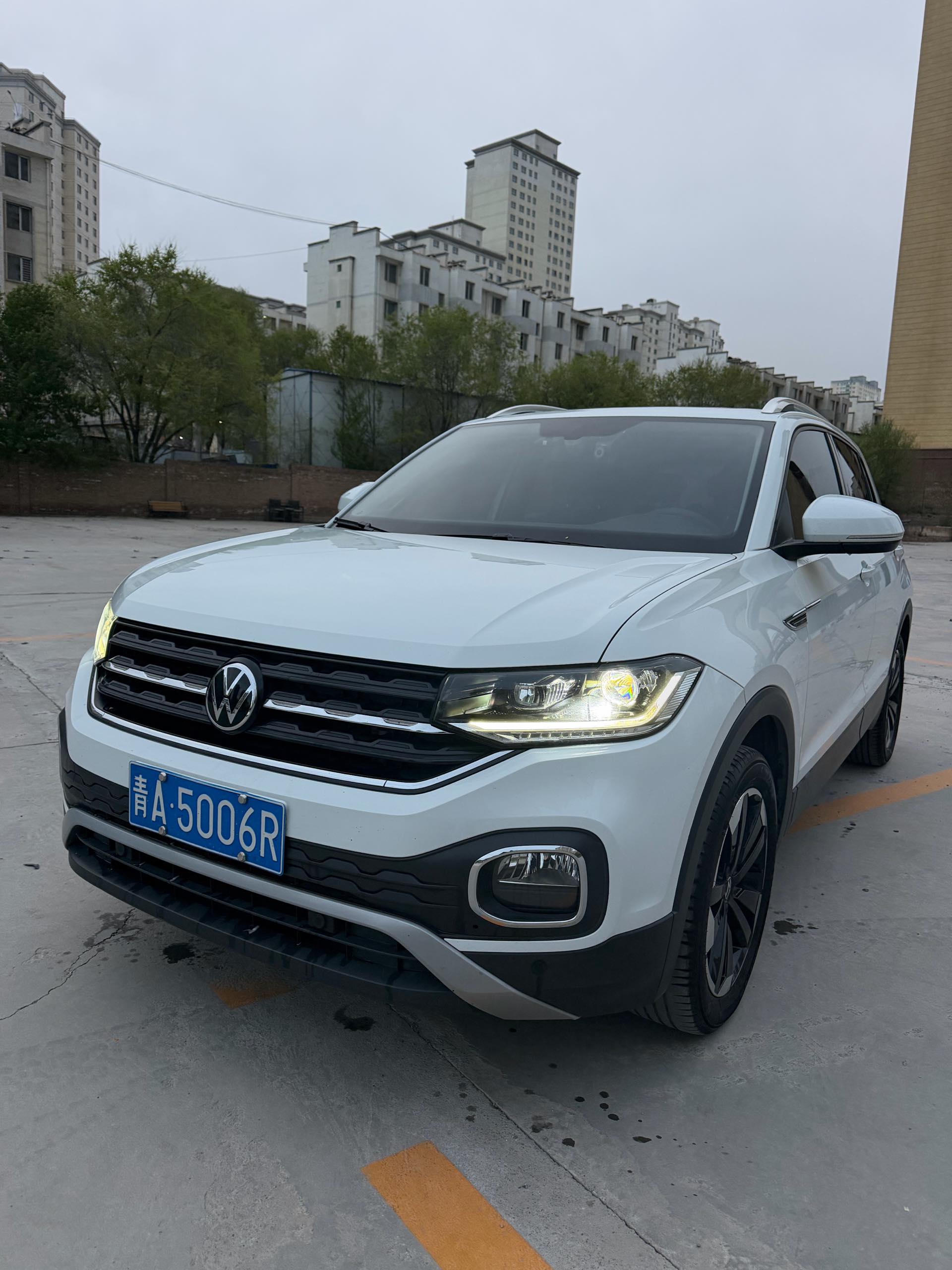 Volkswagen Tacqua 2022 Volkswagen Tacqua 2022 car image