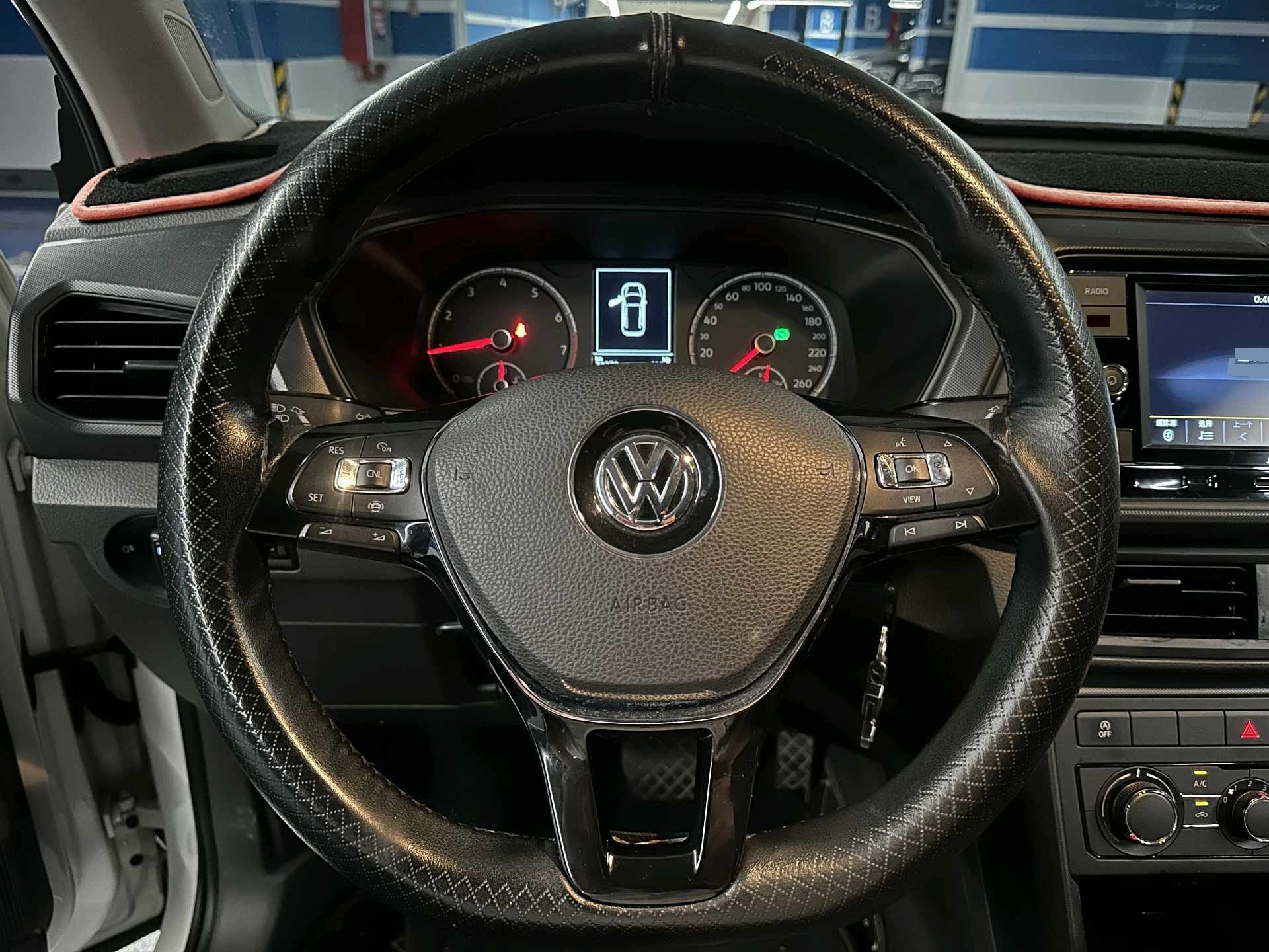 Volkswagen T-Cross 2020 #18 Volkswagen T-Cross 2020 car image #18
