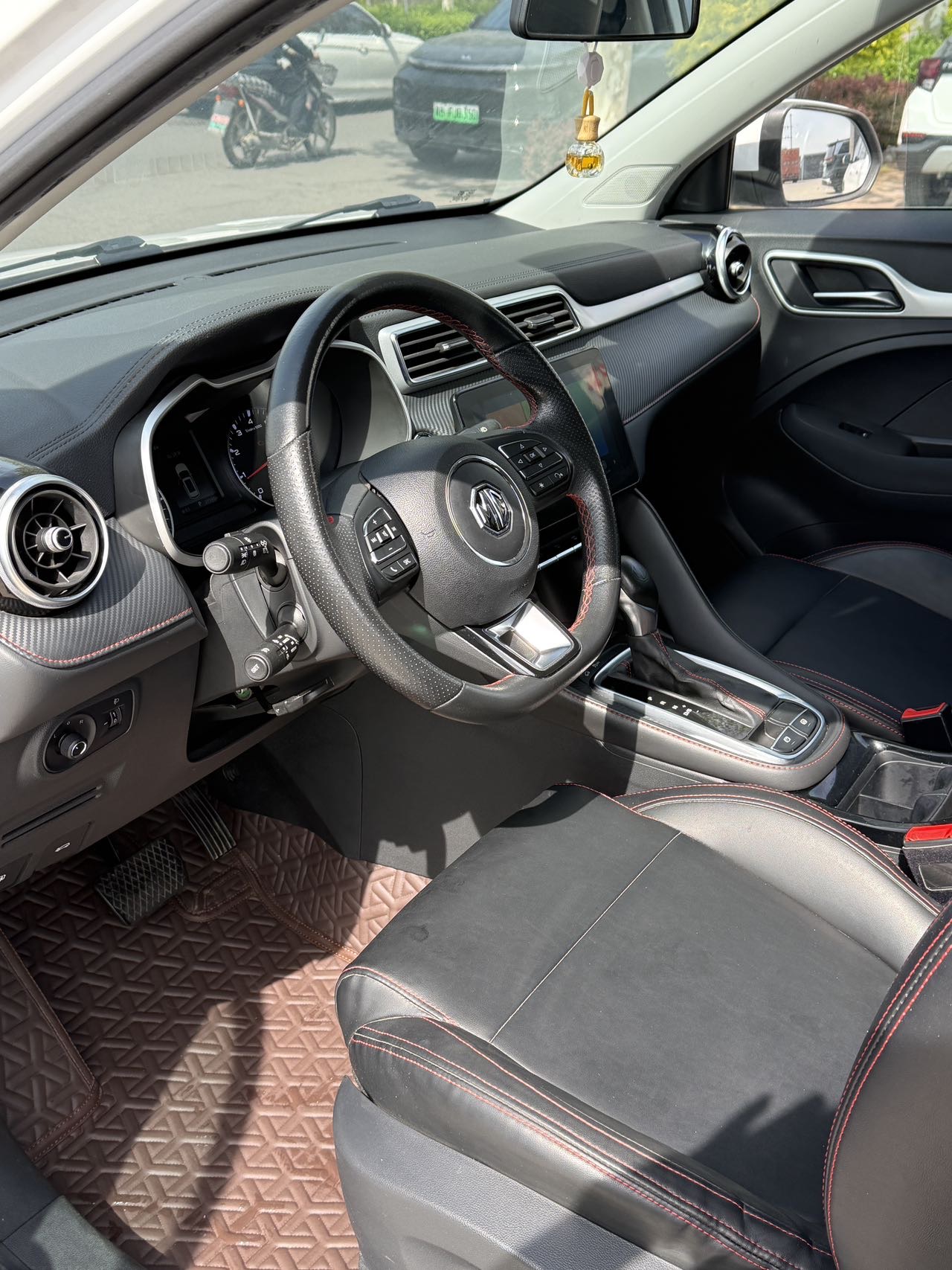 MG ZS 2020 image de voiture #7