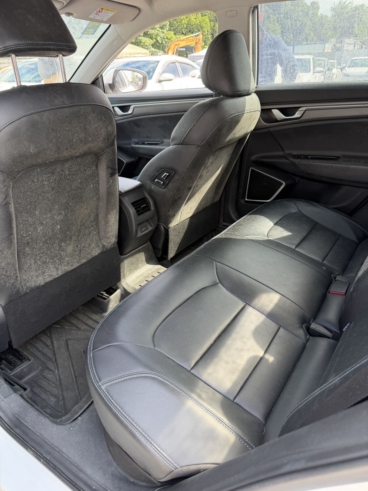 GEELY Emgrand New Energy 2022 #5 GEELY Emgrand New Energy 2022 car image #5