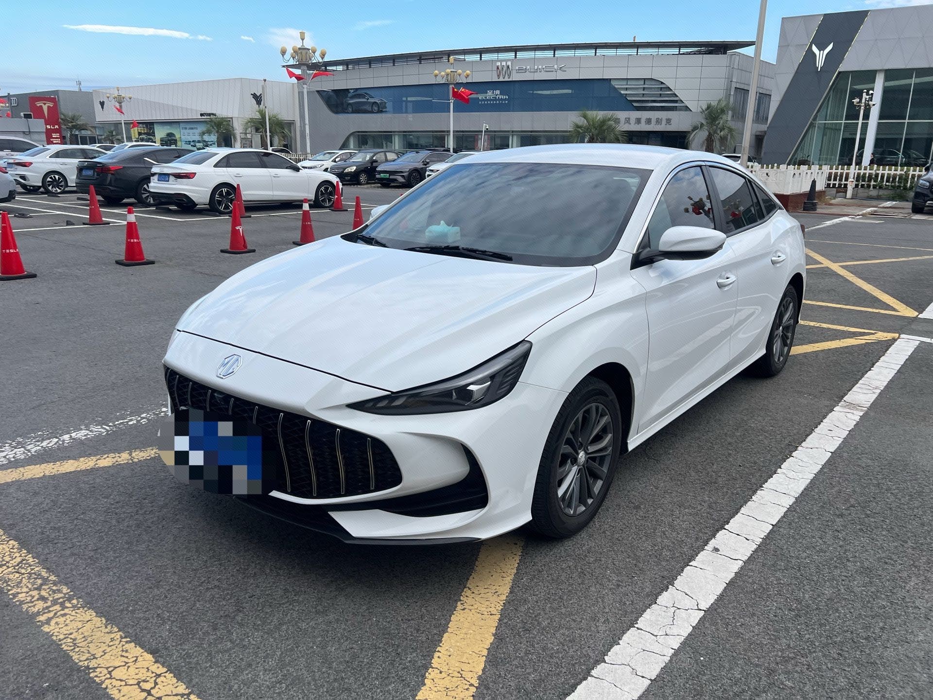 MG 5 2025 MG 5 2025 immagine di auto