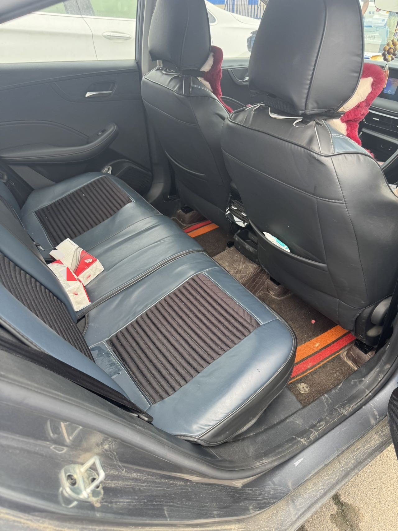 Roewe i5 2023 изображение автомобиля #5