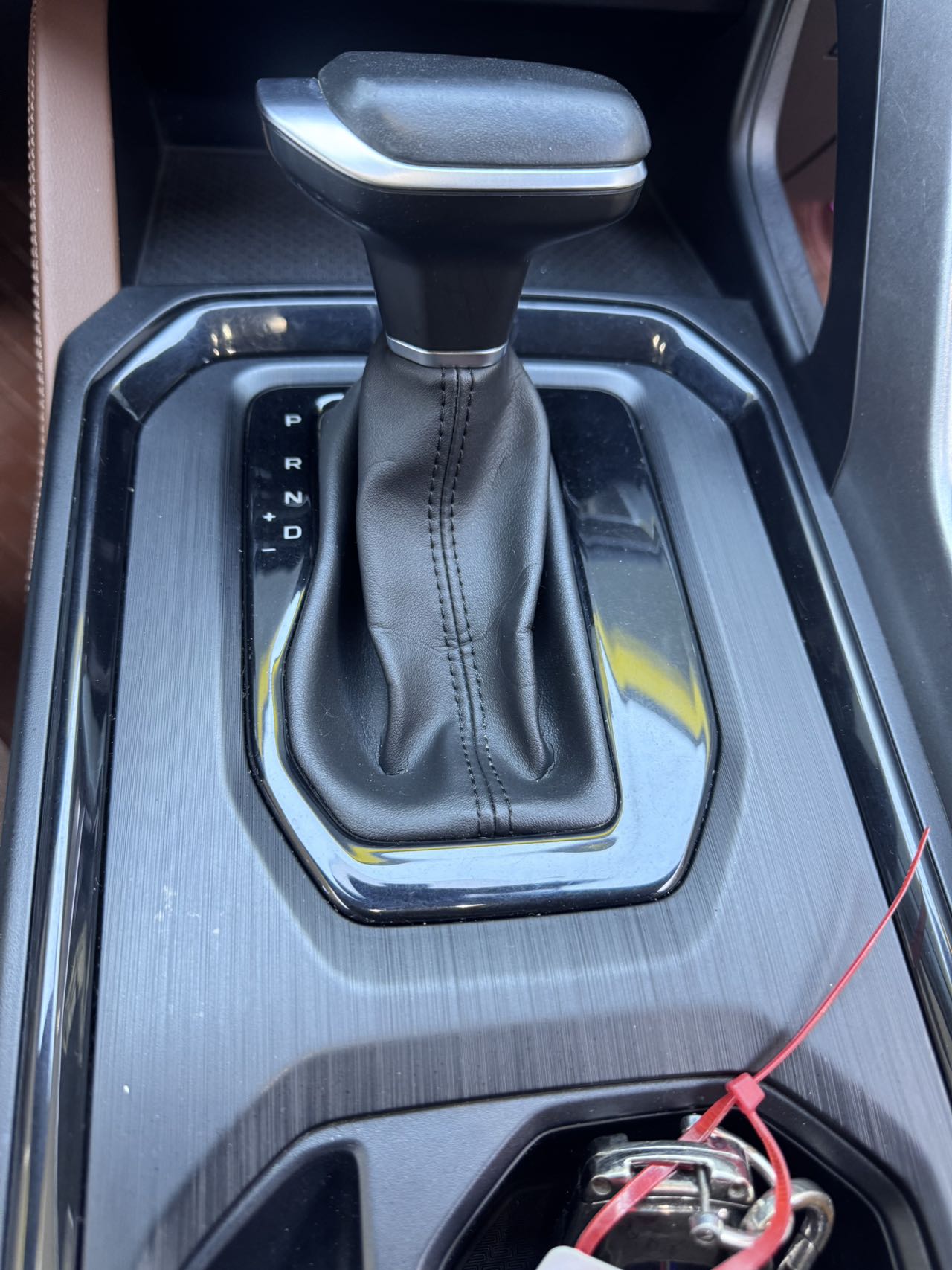 GEELY Vision X6 2023 #13 GEELY Vision X6 2023 صورة سيارة #13
