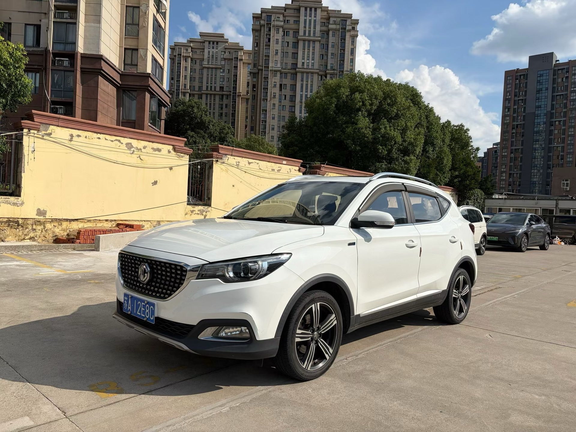 MG ZS 2018 MG ZS 2018 car image