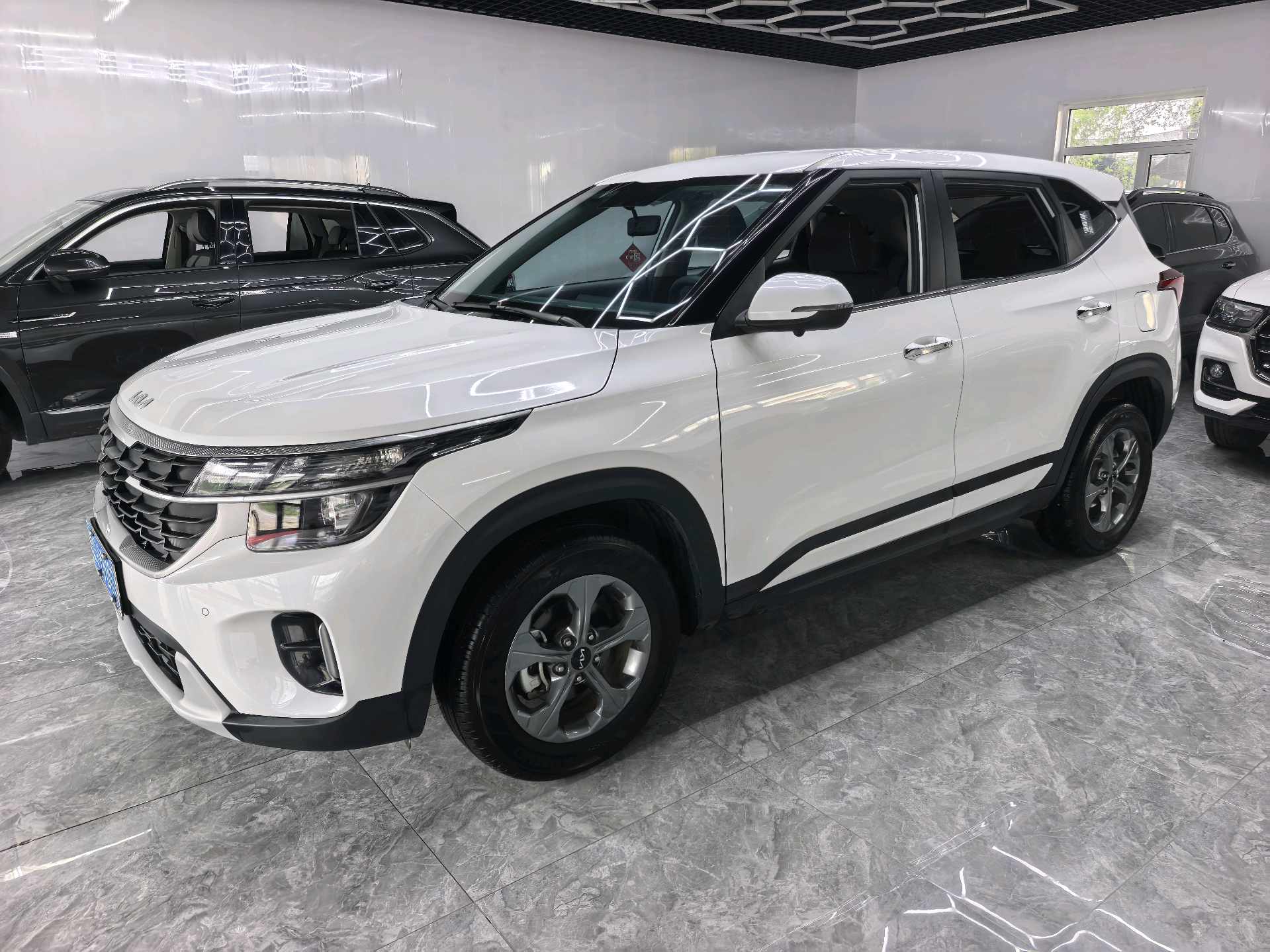 Kia Seltos 2023 Kia Seltos 2023 car image