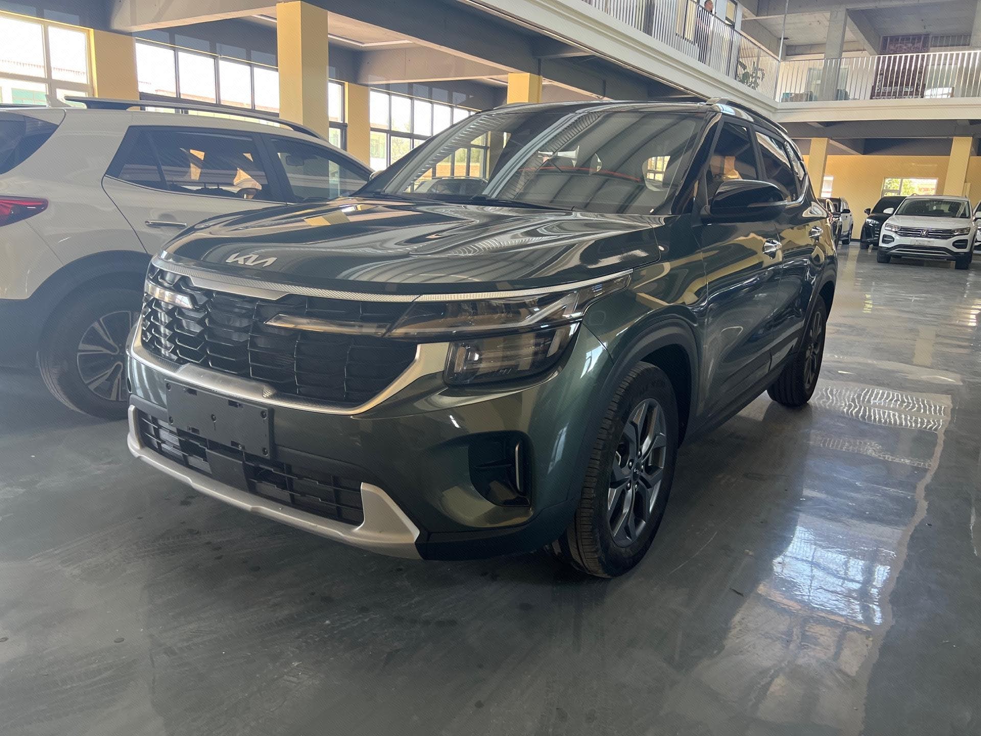 Kia Seltos 2023 Kia Seltos 2023 car image