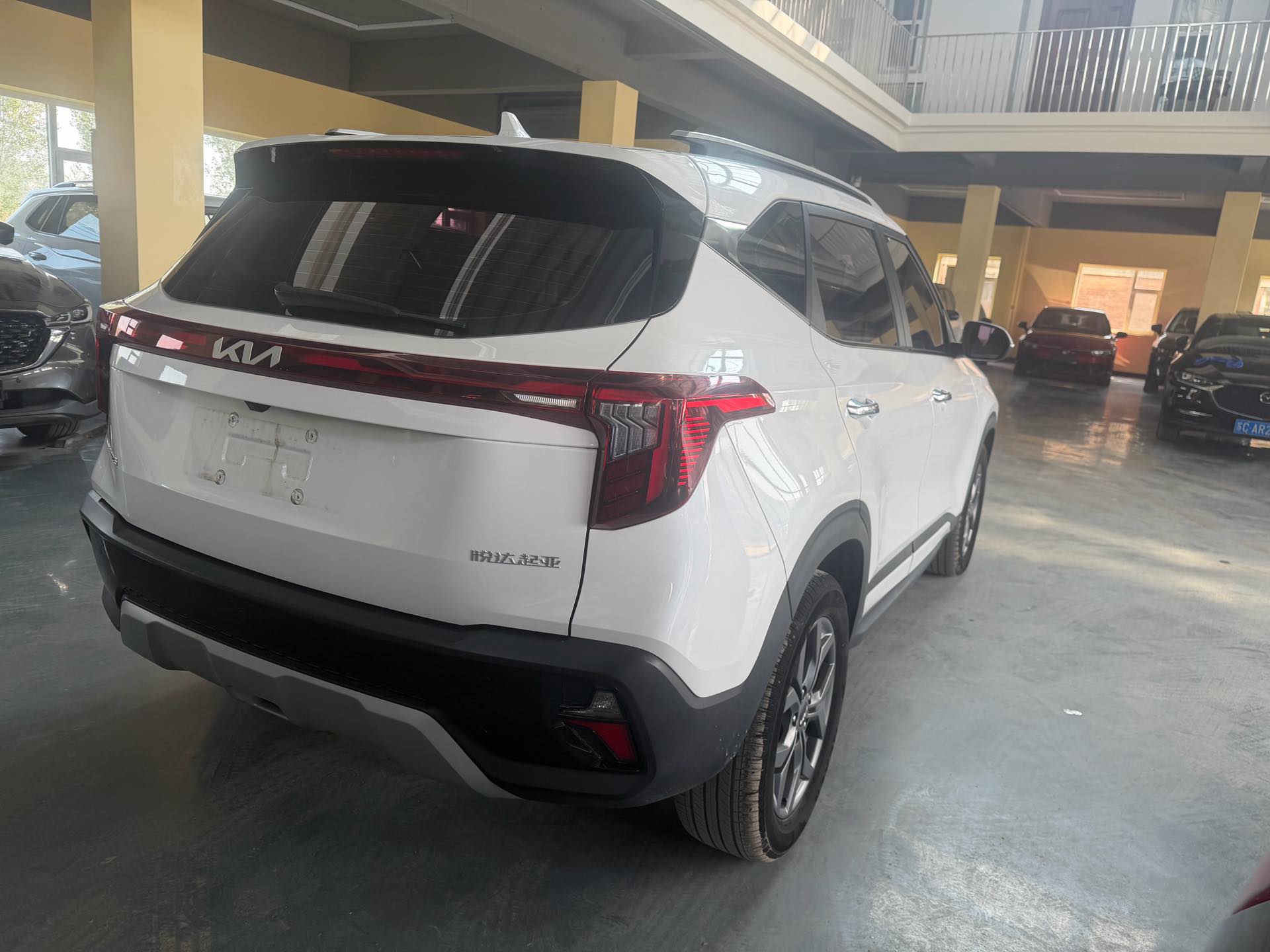 Kia Seltos 2023 #9 Kia Seltos 2023 car image #9