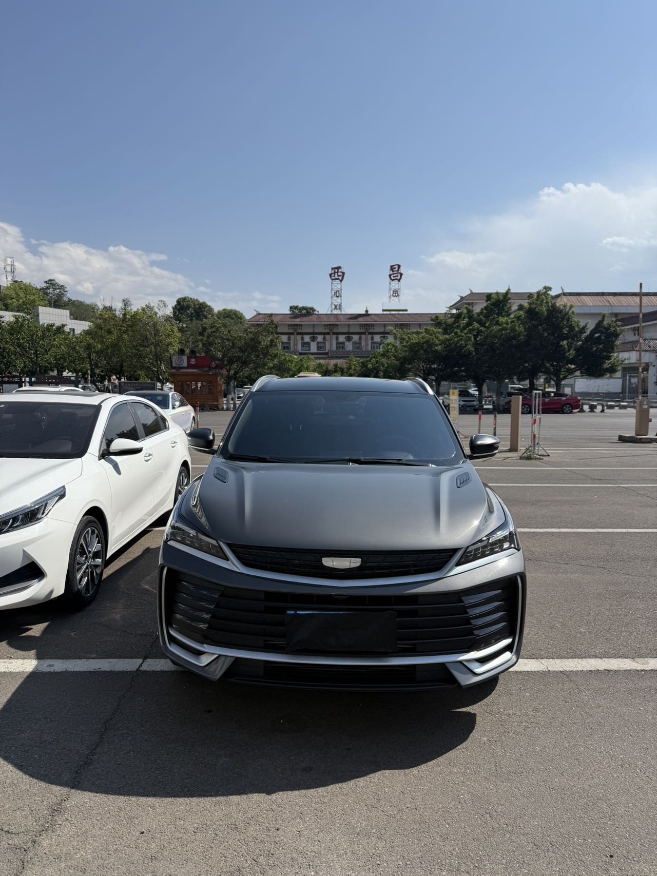 GEELY Coolray 2025 image de voiture #2