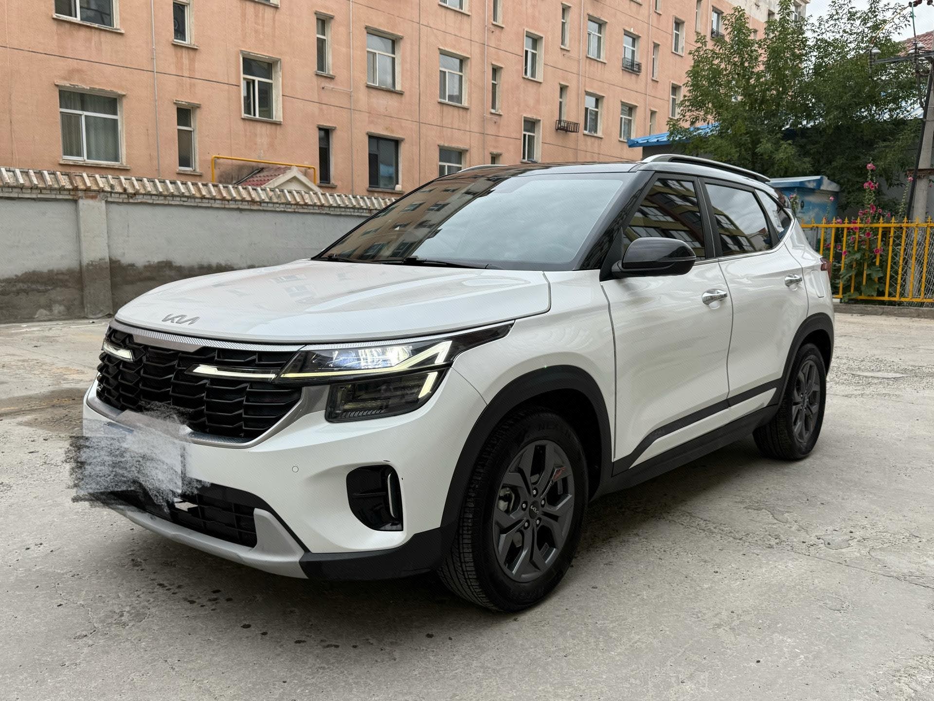 Kia Seltos 2023 Kia Seltos 2023 car image