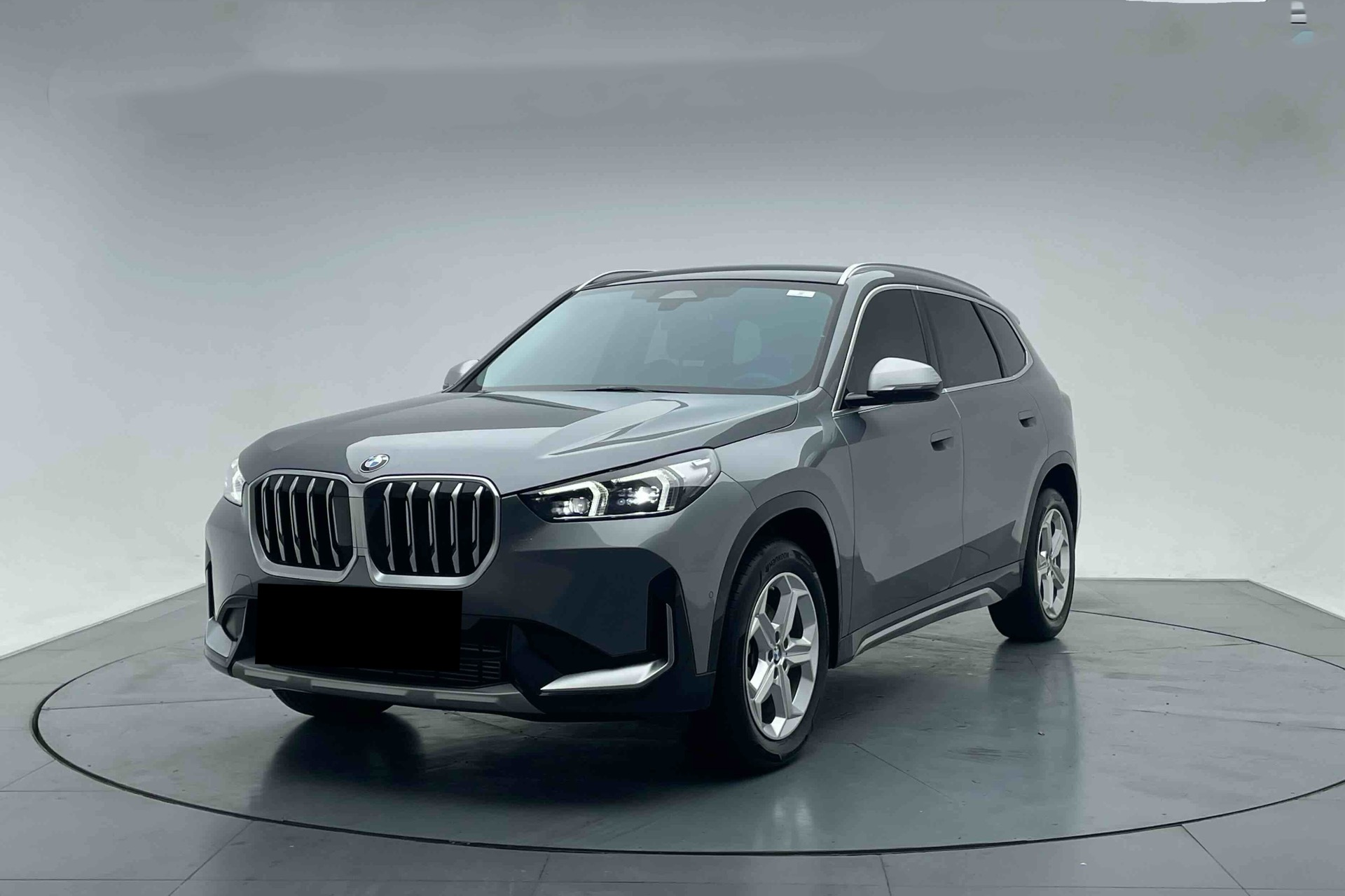 BMW X1 2024 BMW X1 2024 car image