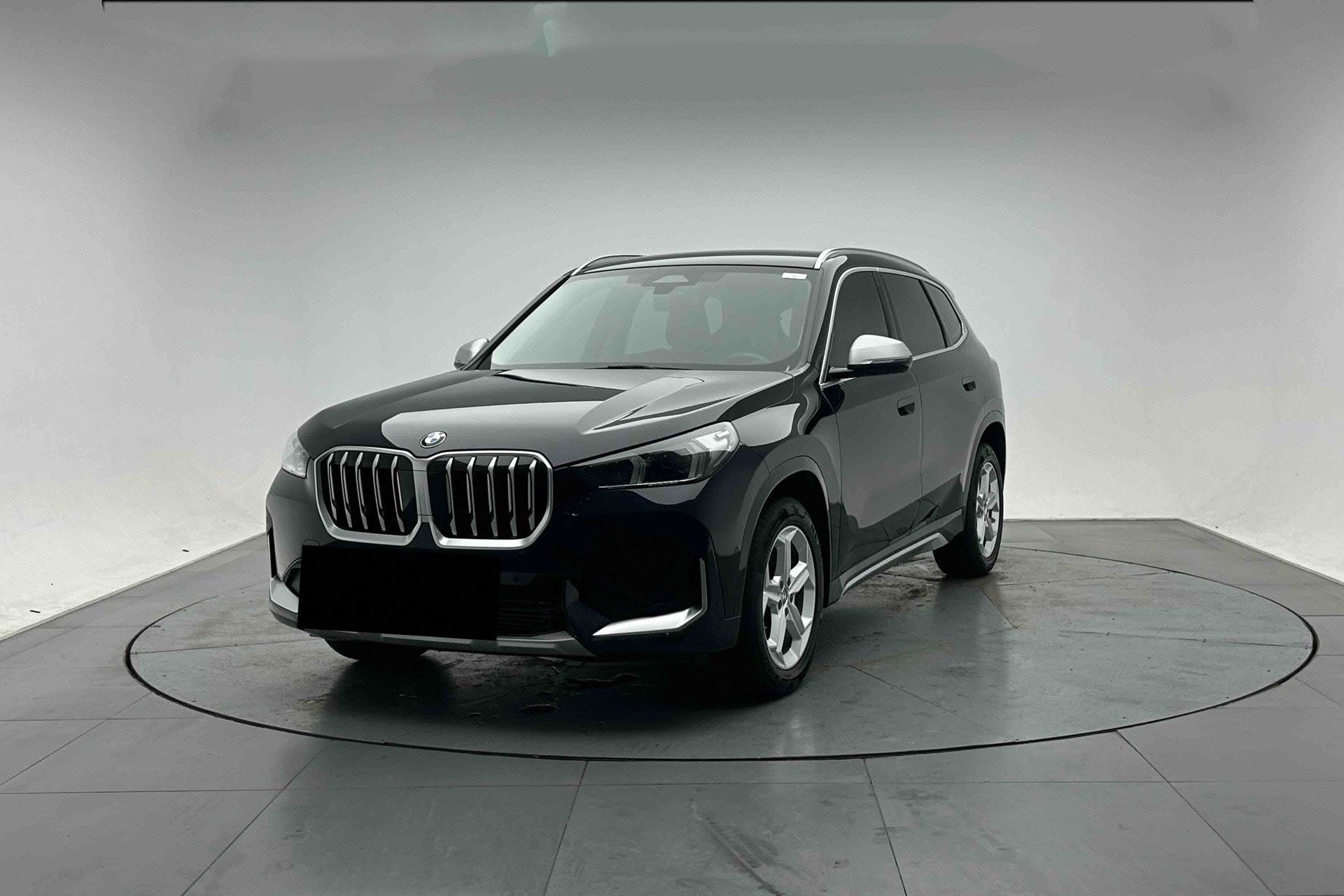 BMW X1 2023 BMW X1 2023 car image