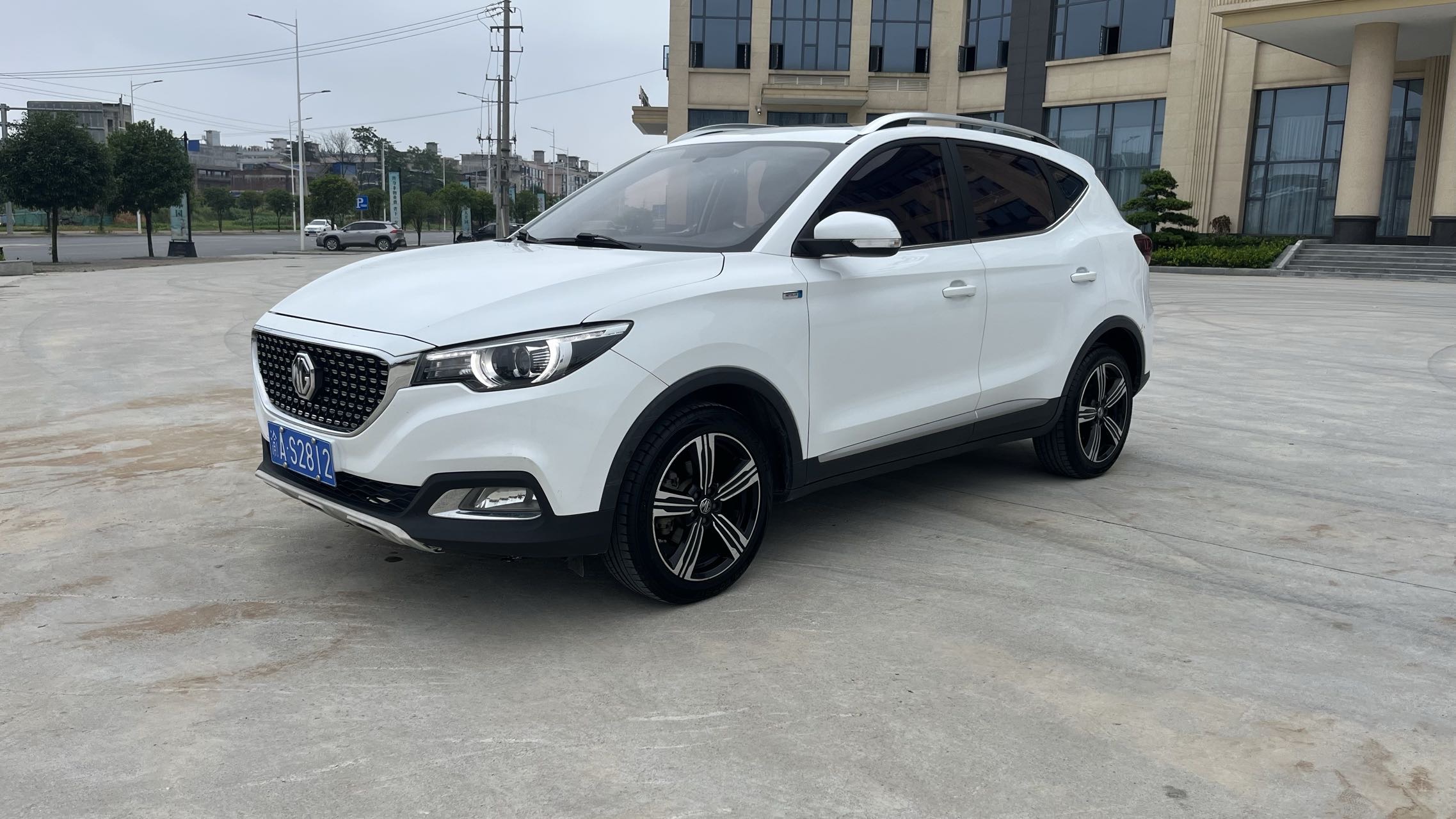 MG ZS 2019 image de voiture 