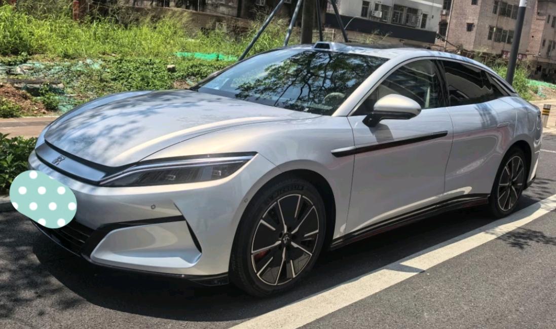 BYD HanL 2025 BYD HanL 2025 car image