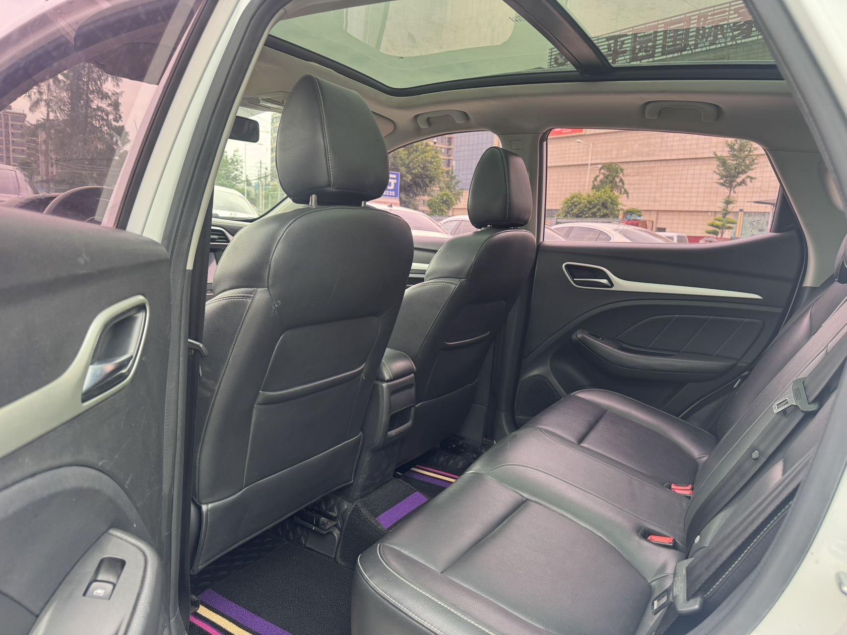 MG ZS 2018 image de voiture #10