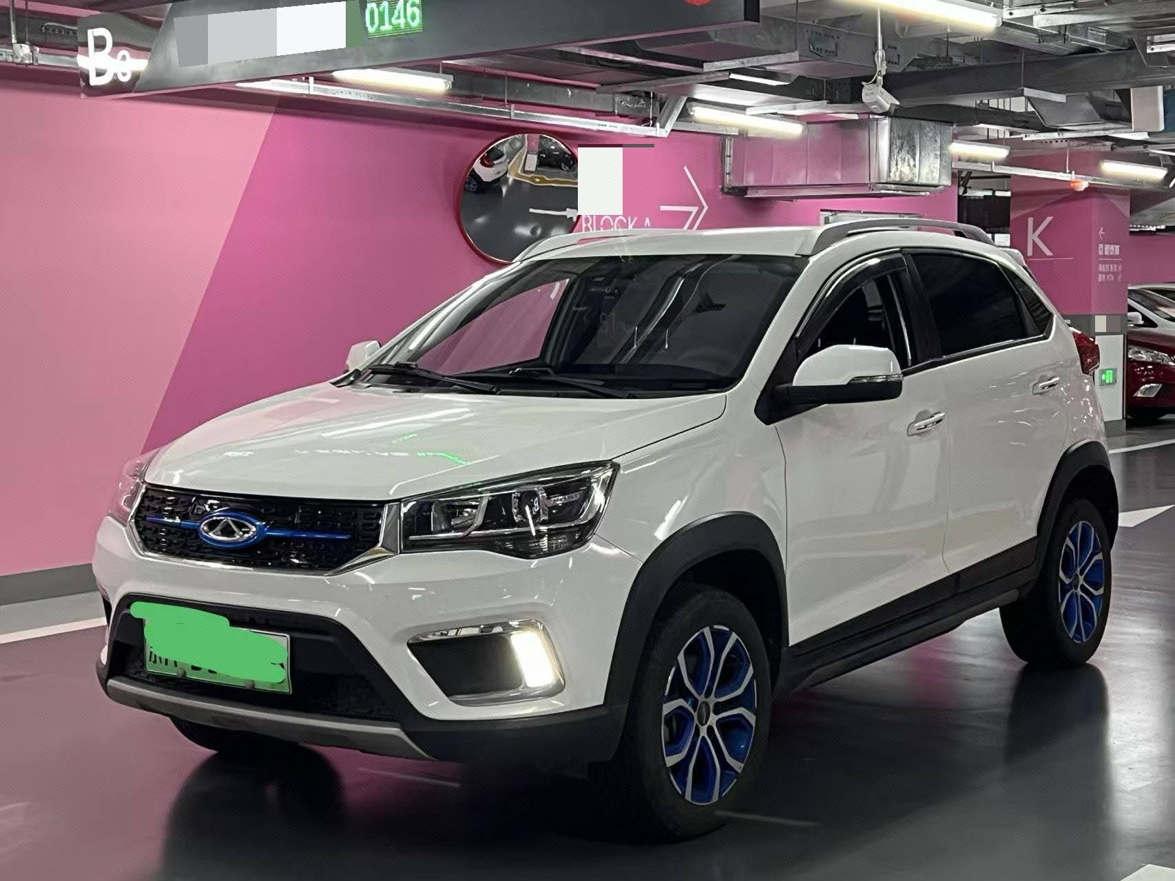 2018 2018 car image