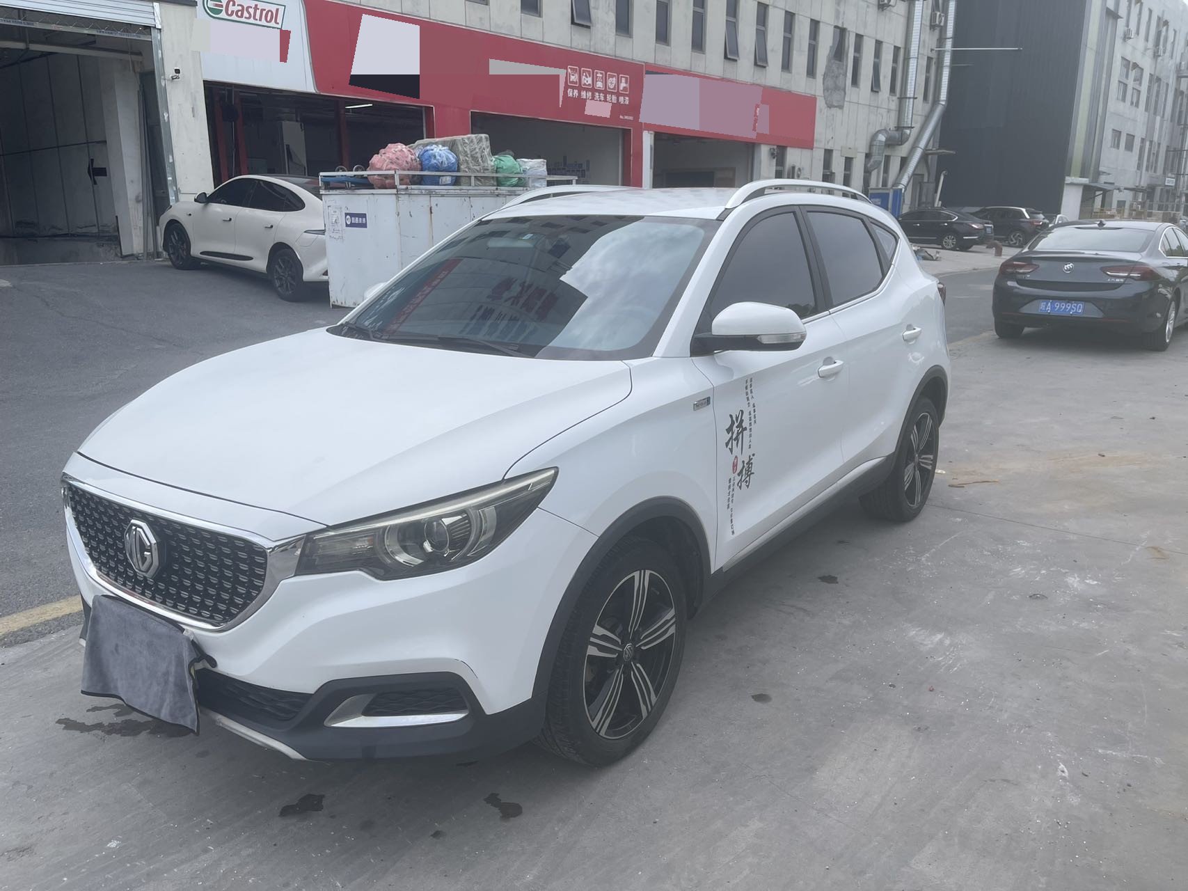 MG ZS 2019 MG ZS 2019 car image