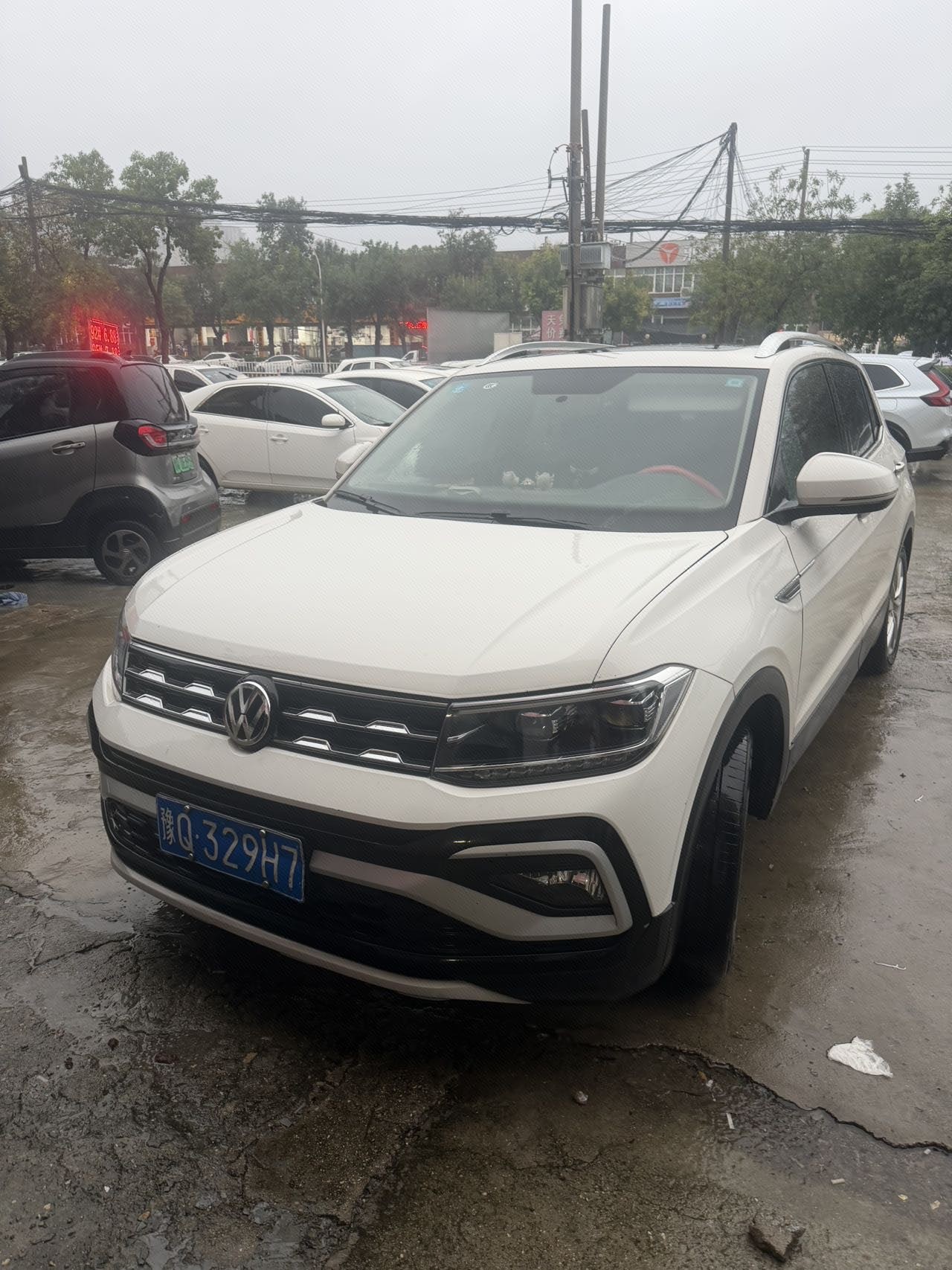 Volkswagen T-Cross 2020 car image 