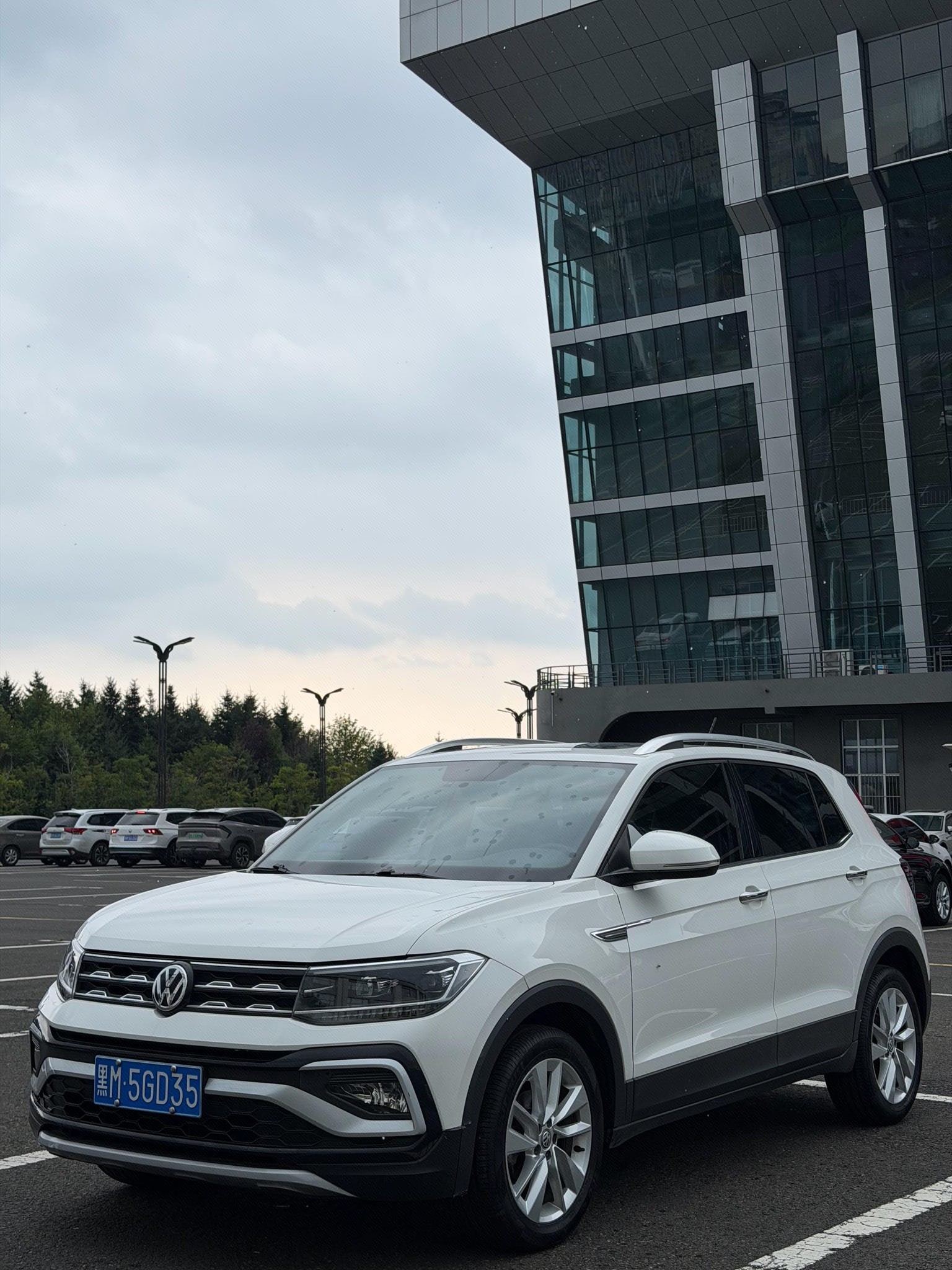 Volkswagen T-Cross 2020 Volkswagen T-Cross 2020 immagine di auto