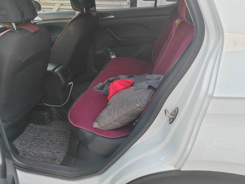 Volkswagen Tacqua 2023 car image #6