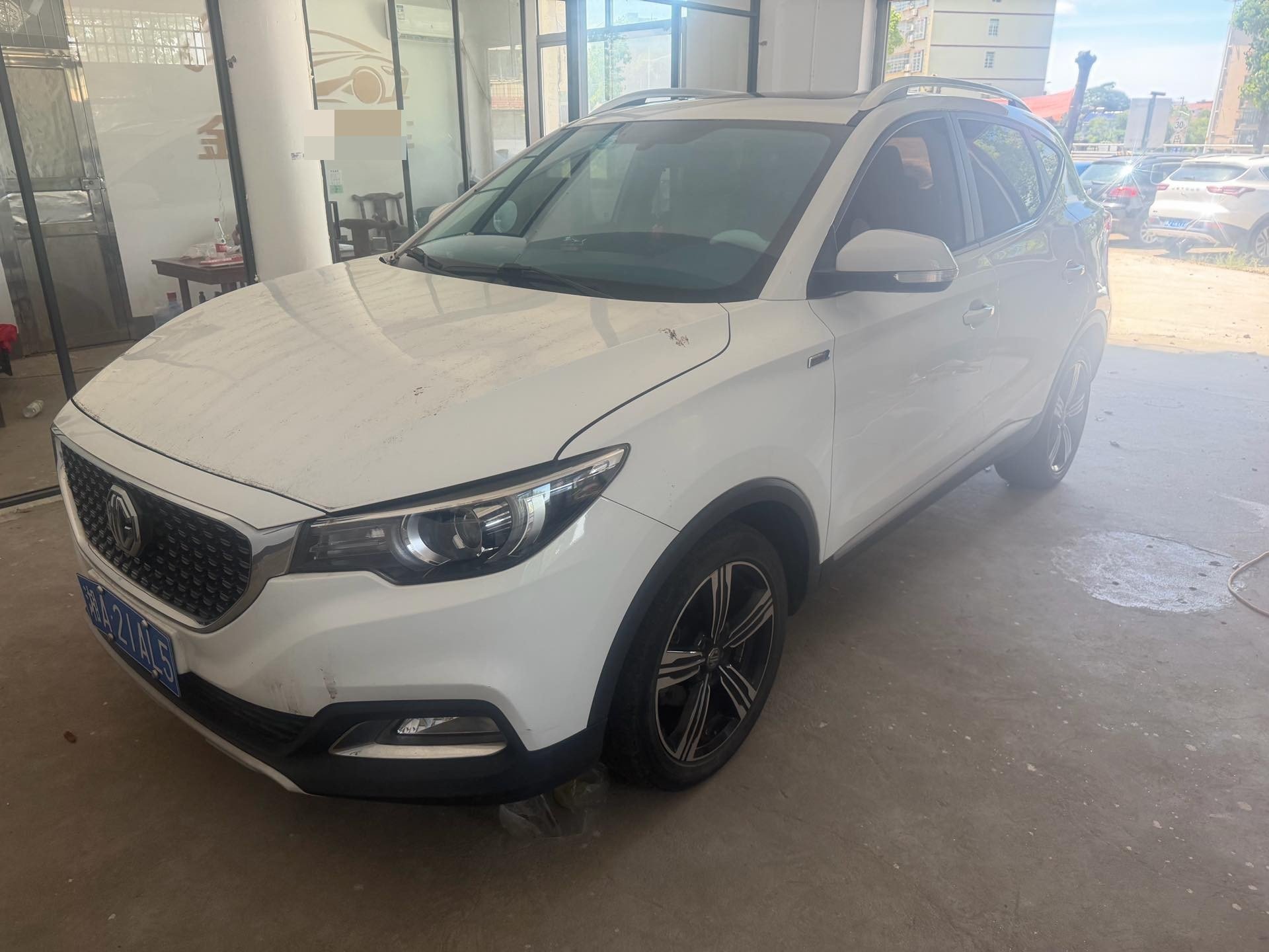 MG ZS 2018 MG ZS 2018 car image