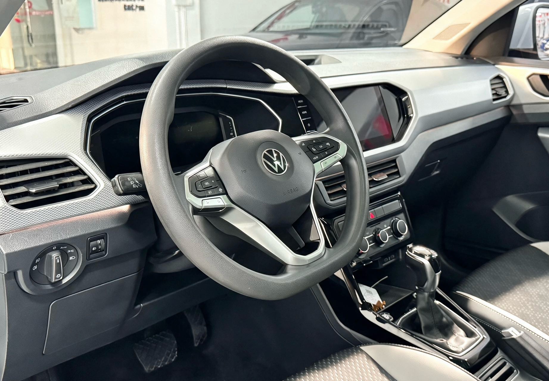 Volkswagen Tacqua 2022 #11 Volkswagen Tacqua 2022 изображение автомобиля #11