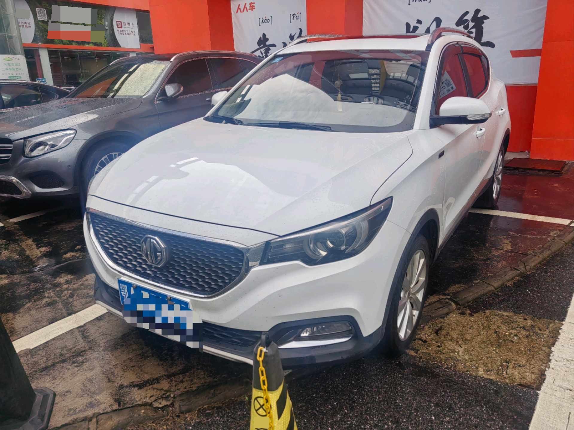 MG ZS 2017 MG ZS 2017 car image