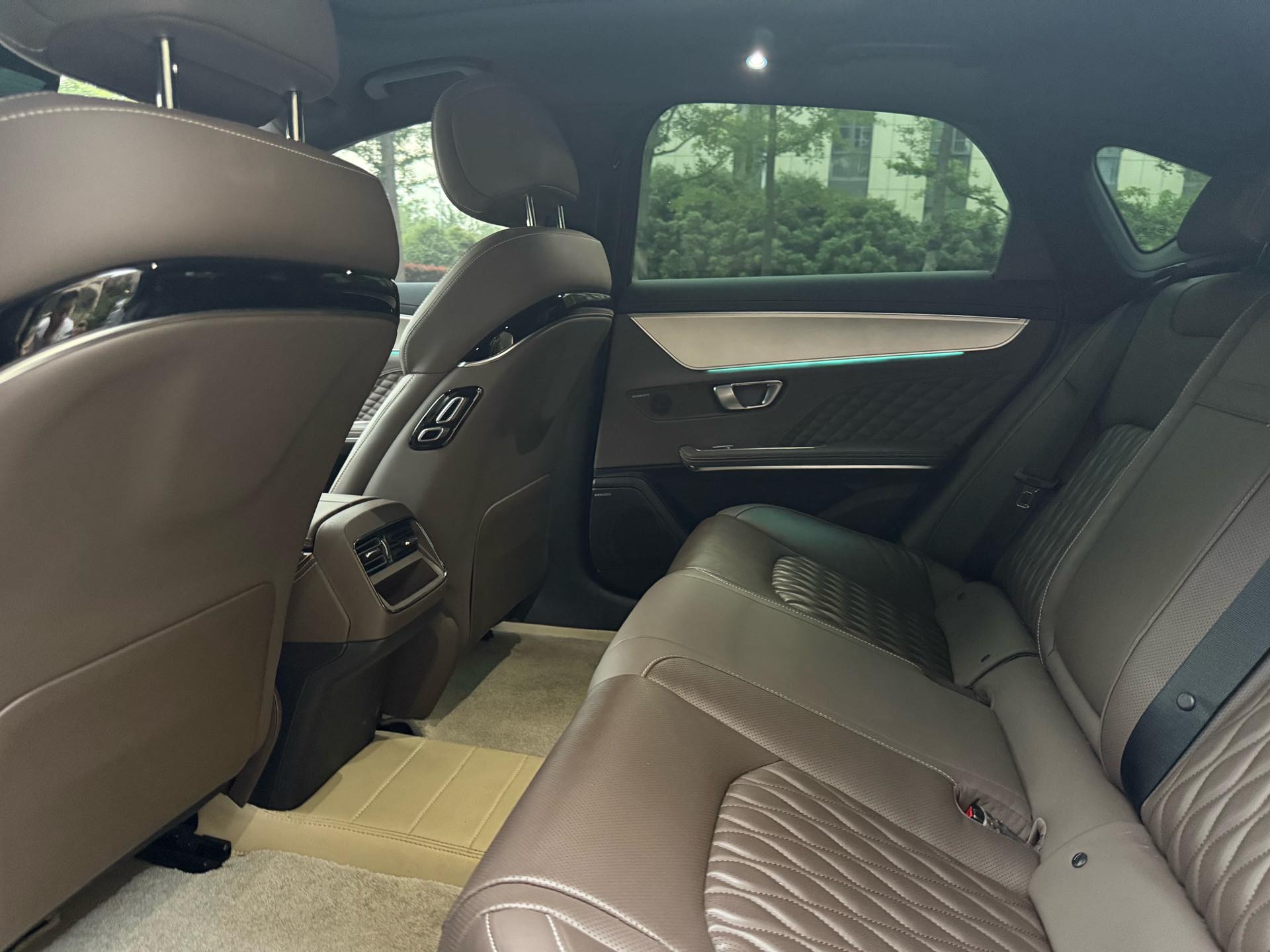 BYD Han 2023 #6 BYD Han 2023 car image #6