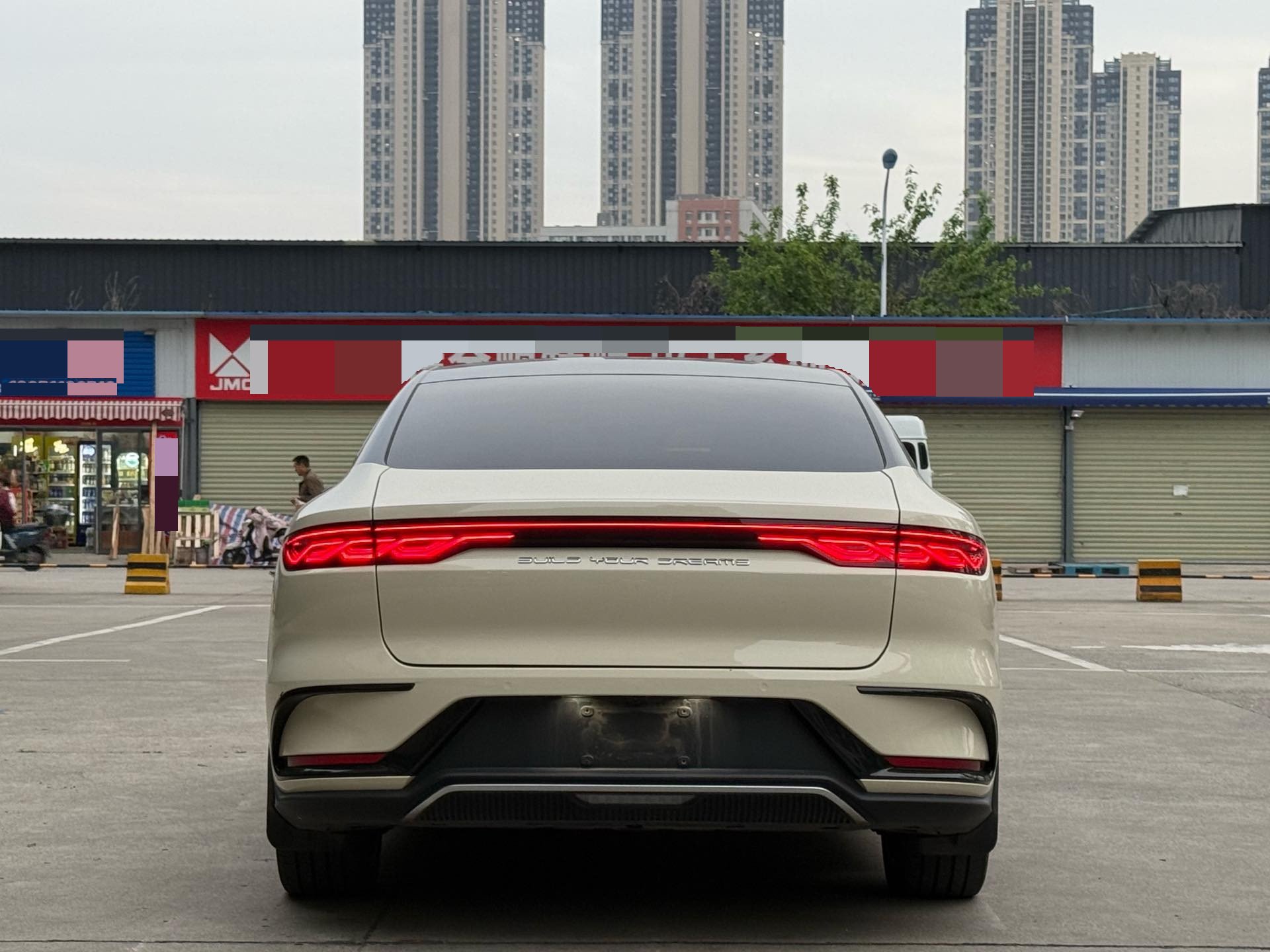 BYD Han 2023 #8 BYD Han 2023 car image #8