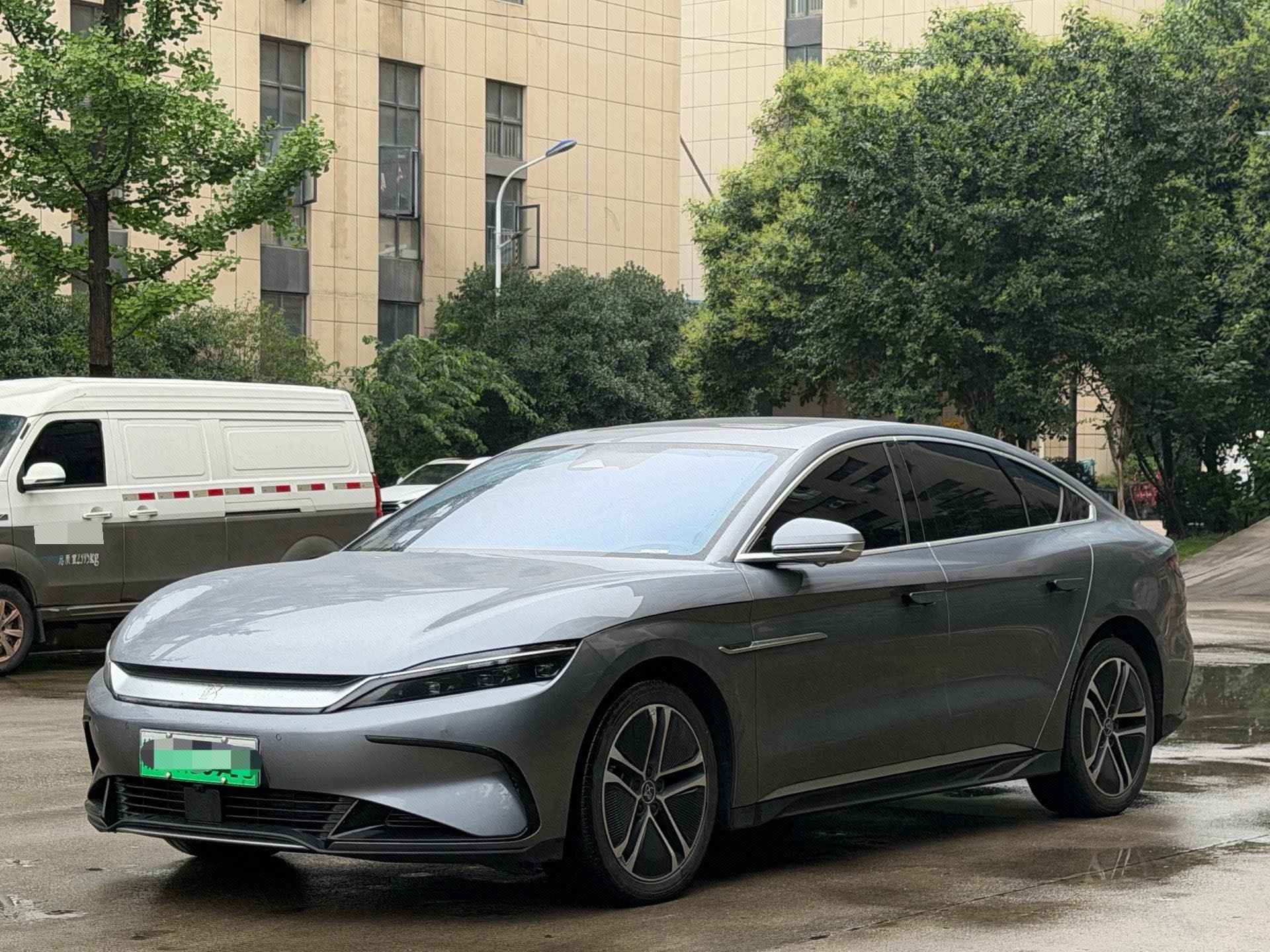 BYD Han 2023 BYD Han 2023 car image