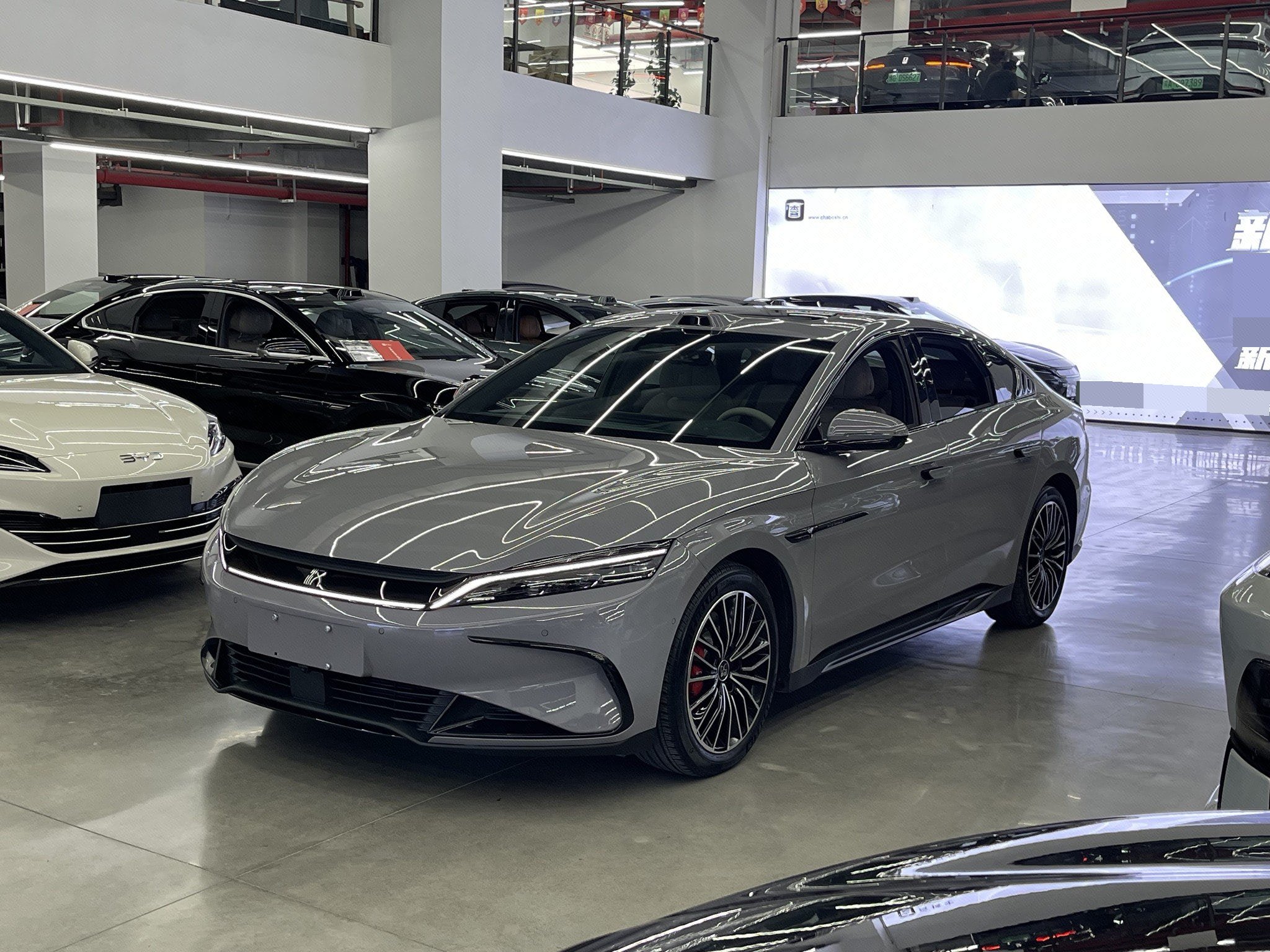 BYD Han 2024 car image 