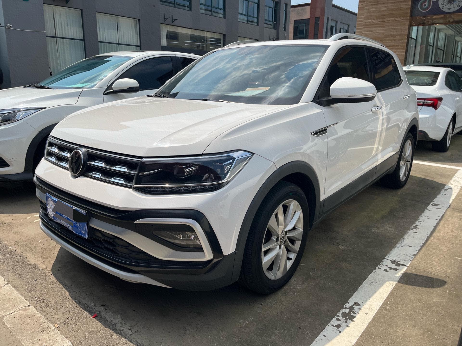 Volkswagen T-Cross 2021 Volkswagen T-Cross 2021 car image