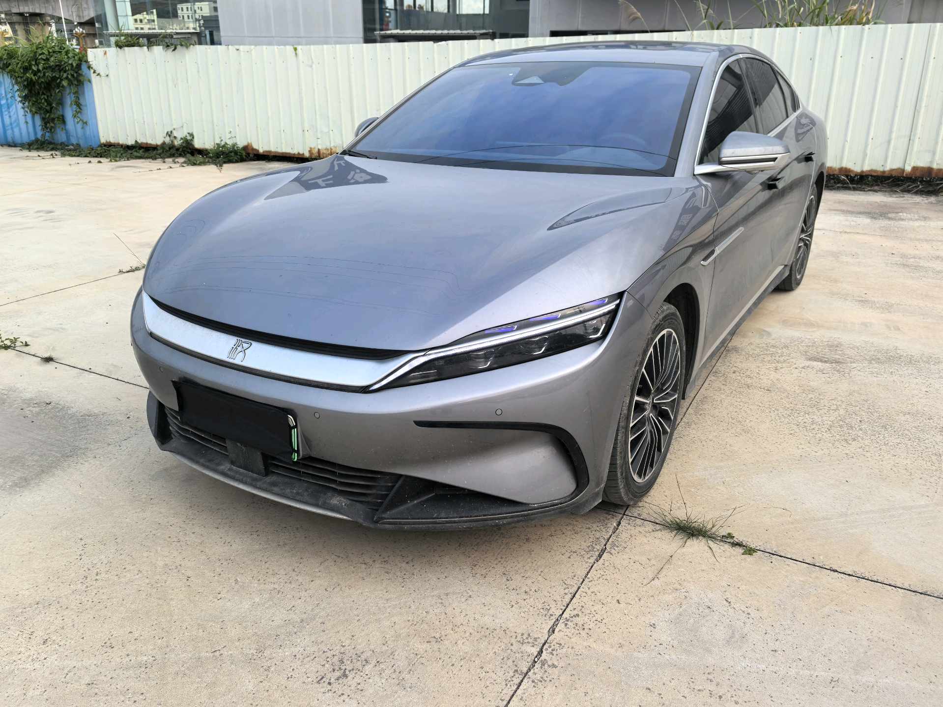 BYD Han 2024 BYD Han 2024 car image