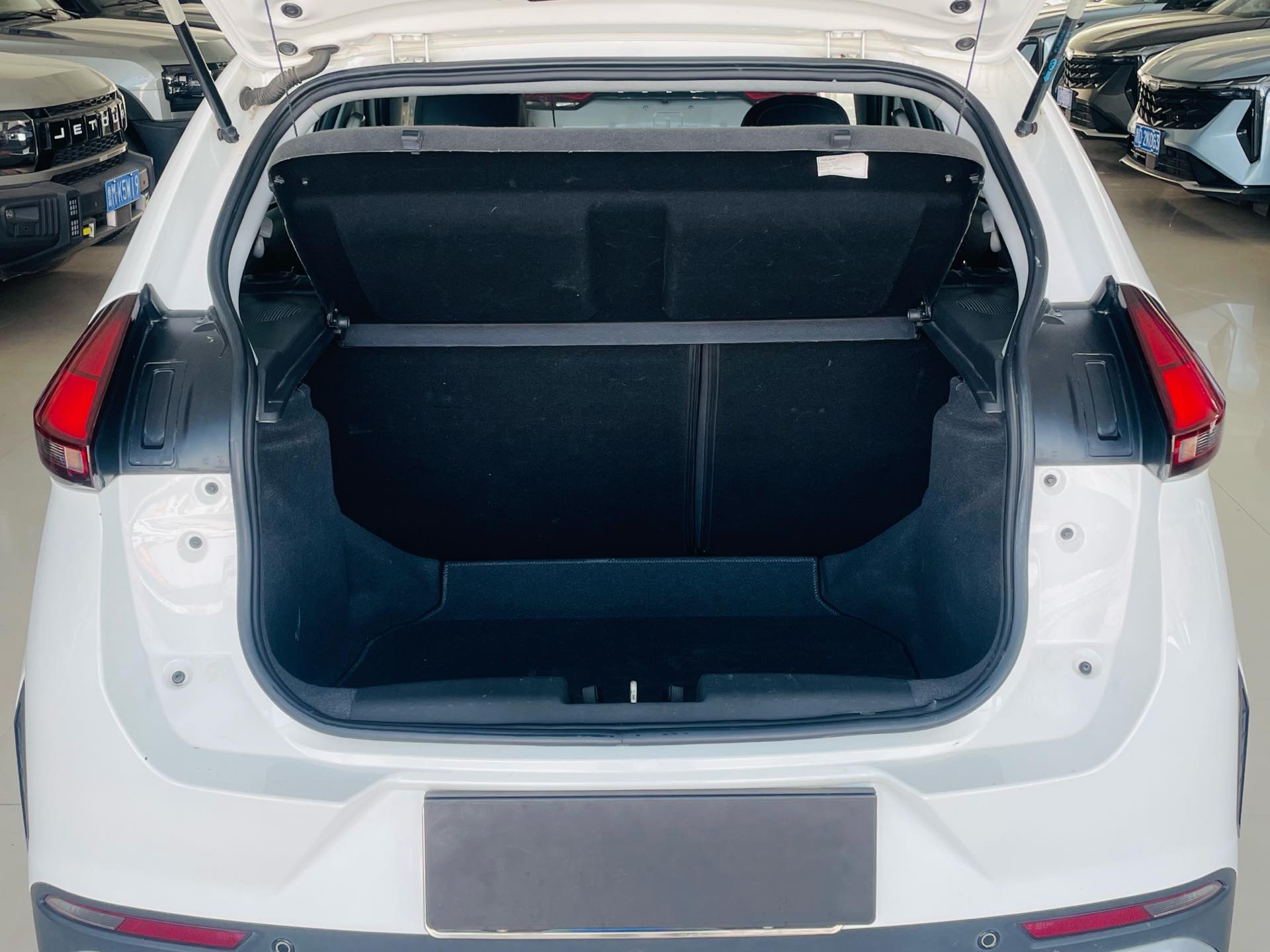 Chery Tiggo 3x 2023 #11 Chery Tiggo 3x 2023 car image #11