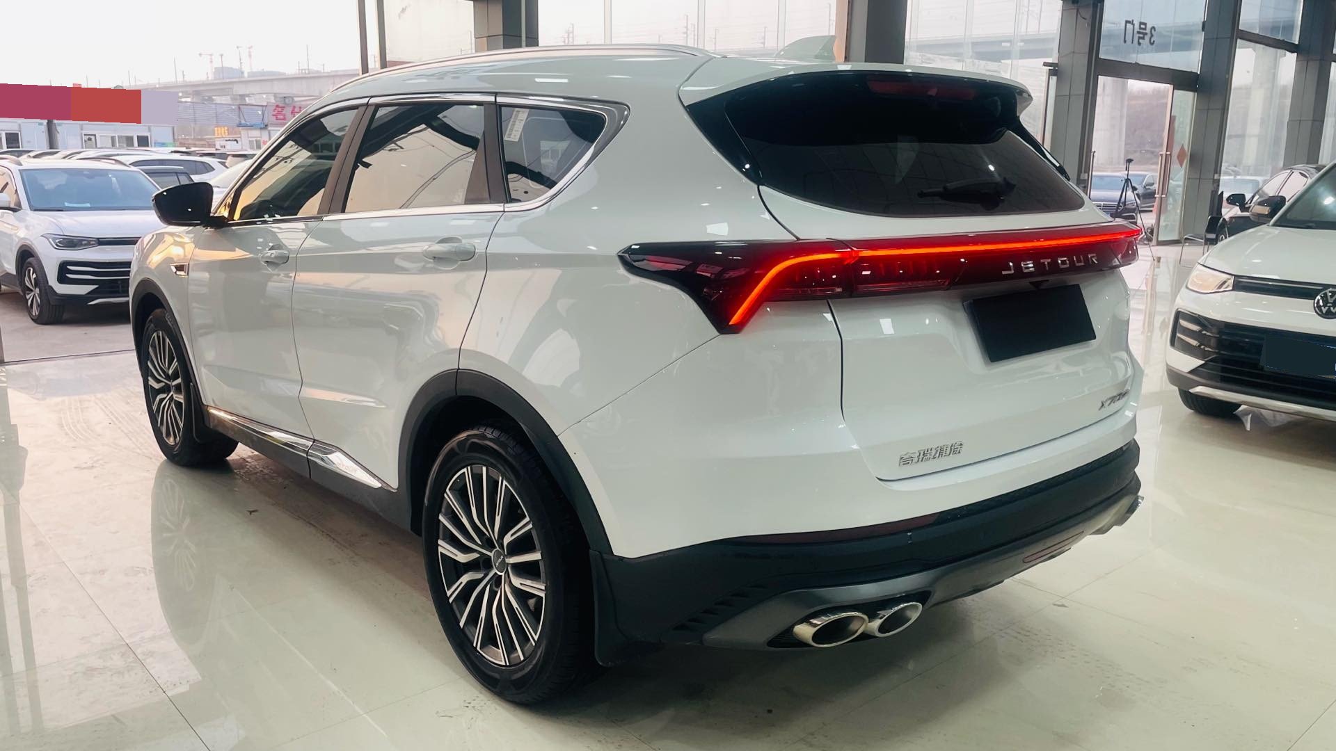 Jetour X70 PLUS 2023 #10 Jetour X70 PLUS 2023 car image #10