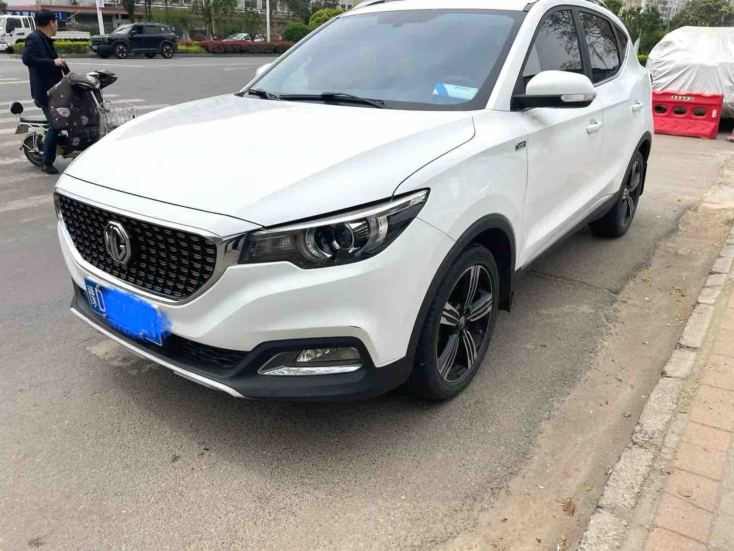 MG ZS 2018 MG ZS 2018 car image