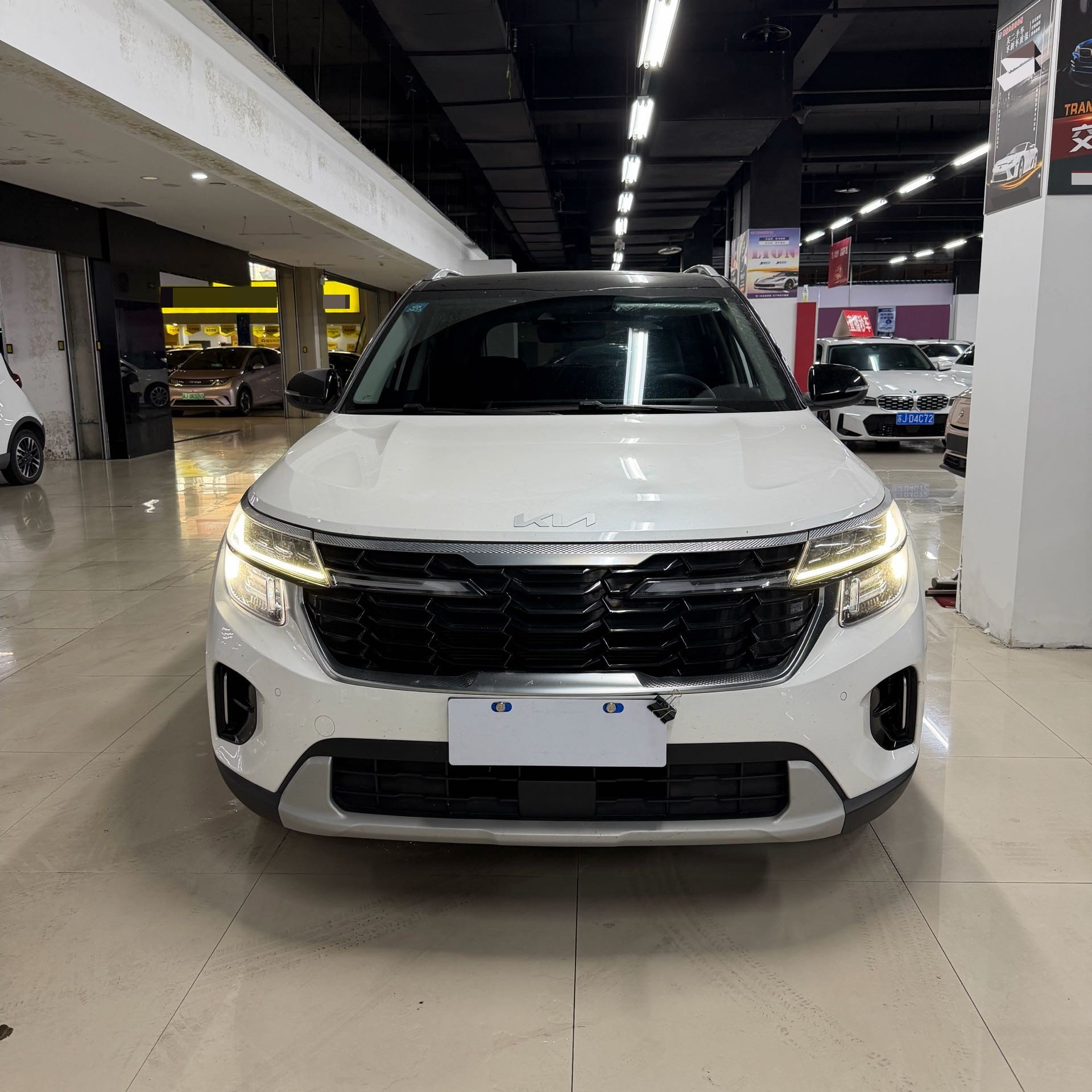 Kia Seltos 2023 #2 Kia Seltos 2023 immagine di auto #2