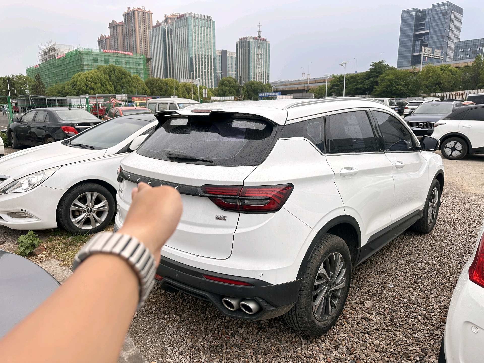 GEELY Coolray 2023 #2 GEELY Coolray 2023 car image #2