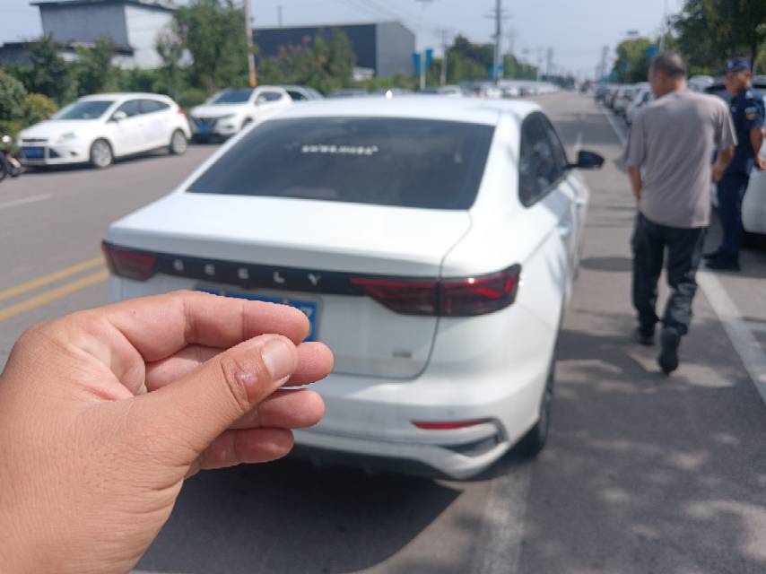 GEELY Emgrand 2023 #2 GEELY Emgrand 2023 car image #2