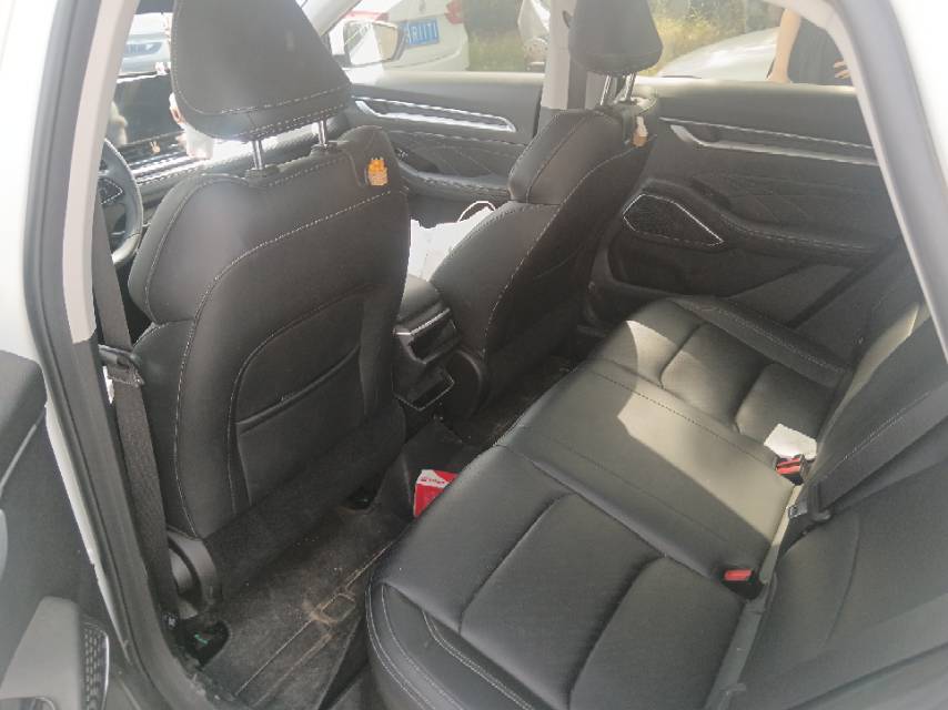 GEELY Emgrand 2023 #4 GEELY Emgrand 2023 car image #4