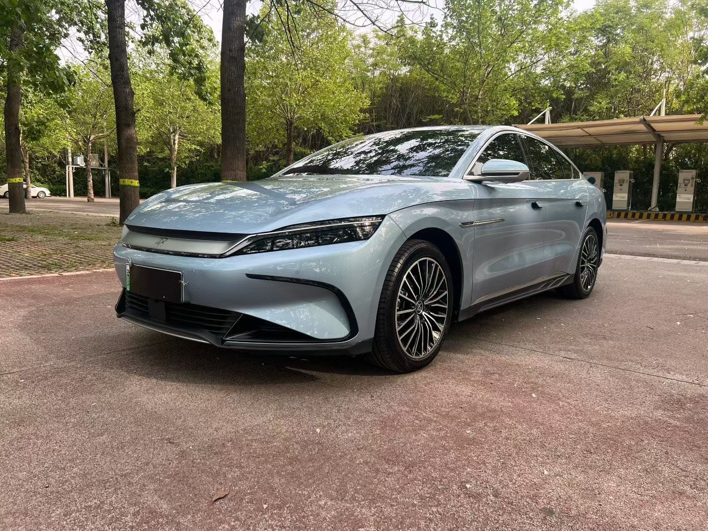 BYD Han 2023 car image 