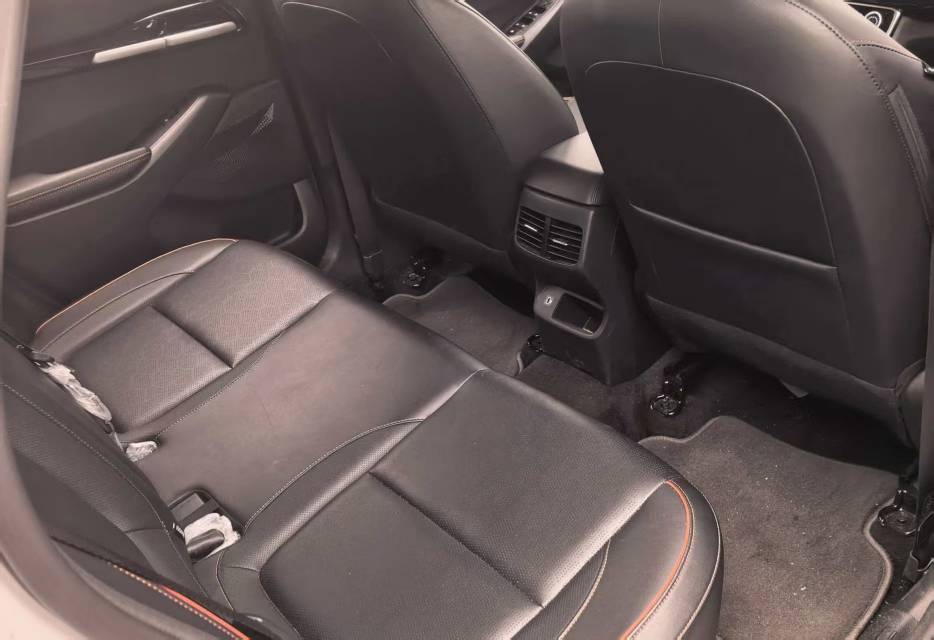 Kia Seltos 2025 image de voiture #2