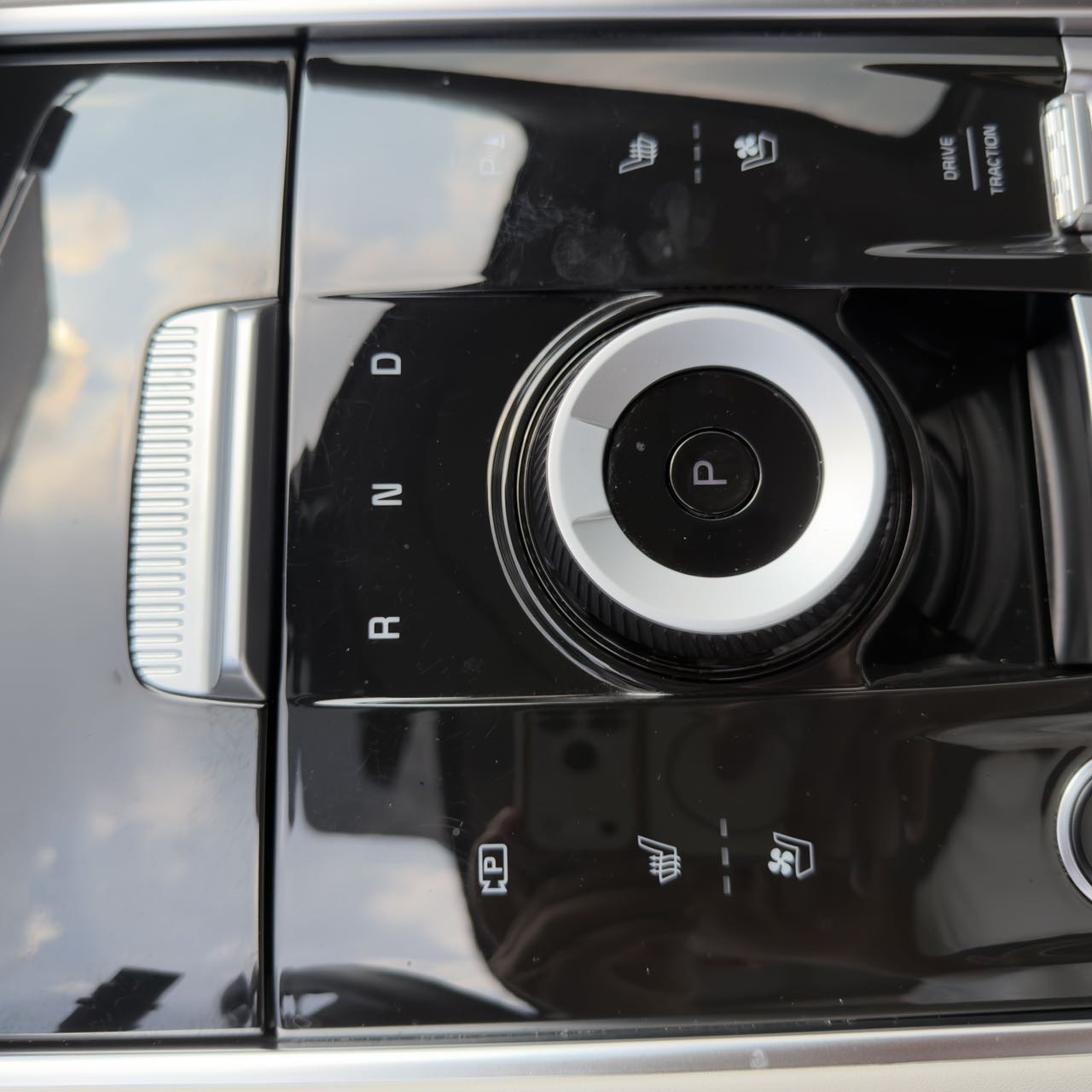 Kia Sportage 2023 car image #9