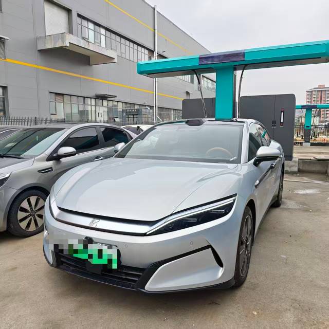 BYD HanL 2025 BYD HanL 2025 car image