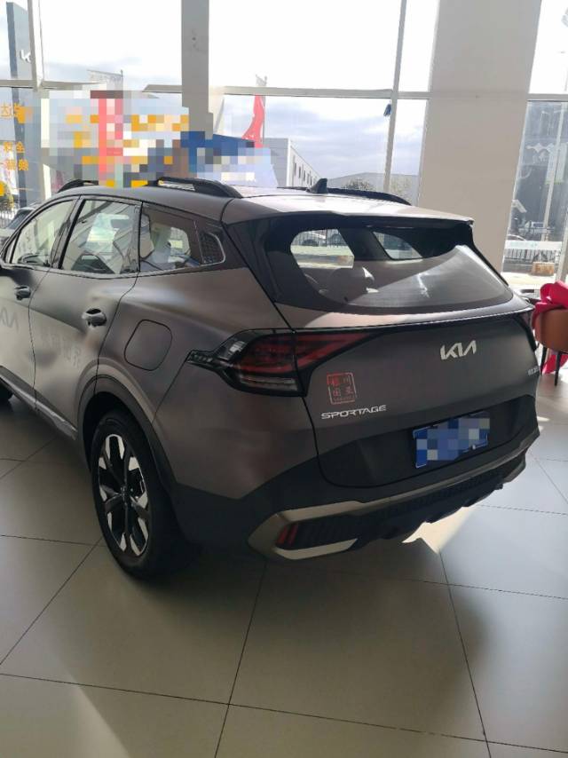 Kia Sportage 2022 immagine di auto #2