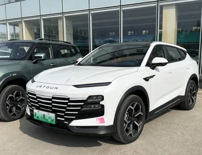 2023 immagine di auto 