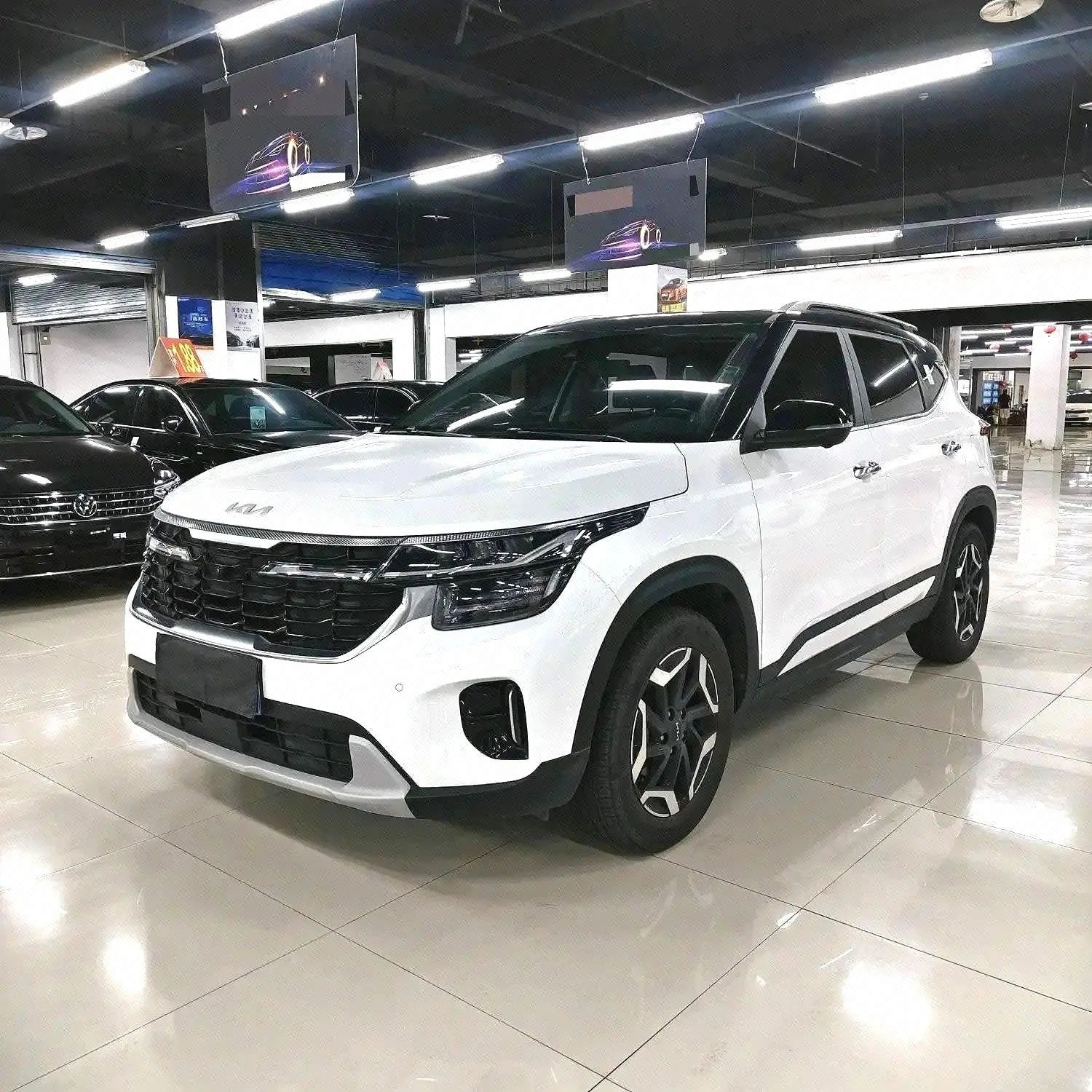 Kia Seltos 2023 Kia Seltos 2023 immagine di auto