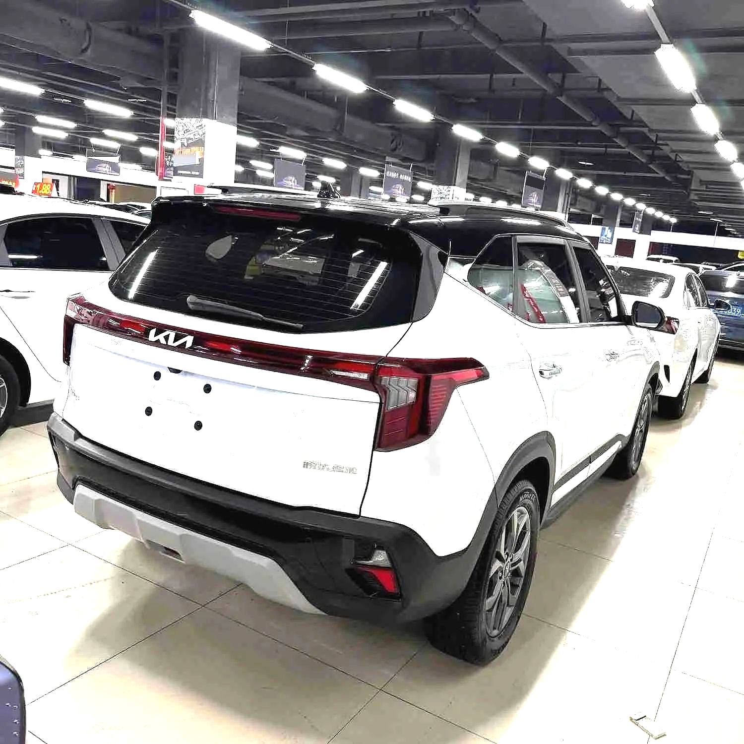 Kia Seltos 2023 #6 Kia Seltos 2023 immagine di auto #6