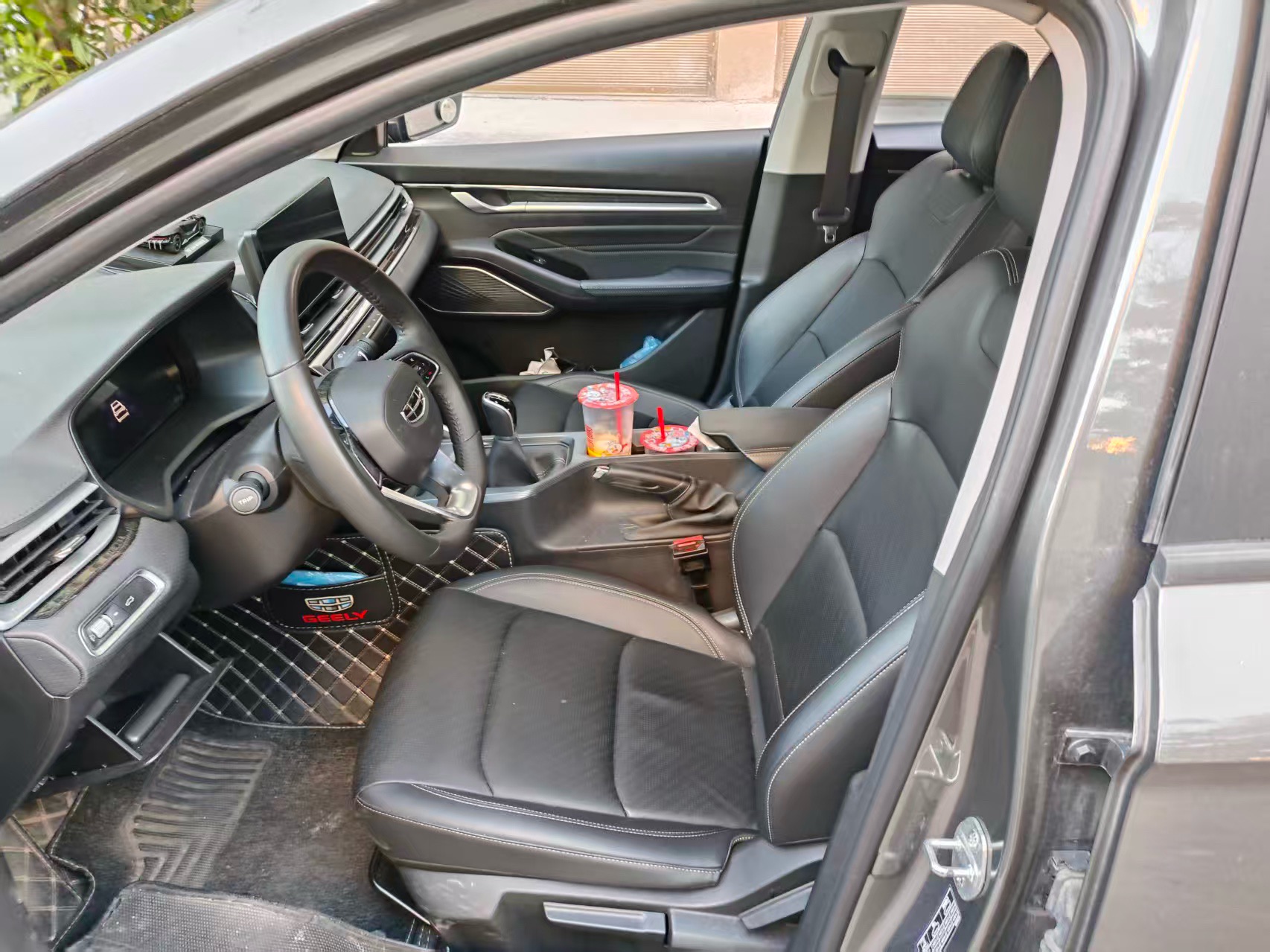 GEELY Emgrand 2023 #4 GEELY Emgrand 2023 immagine di auto #4